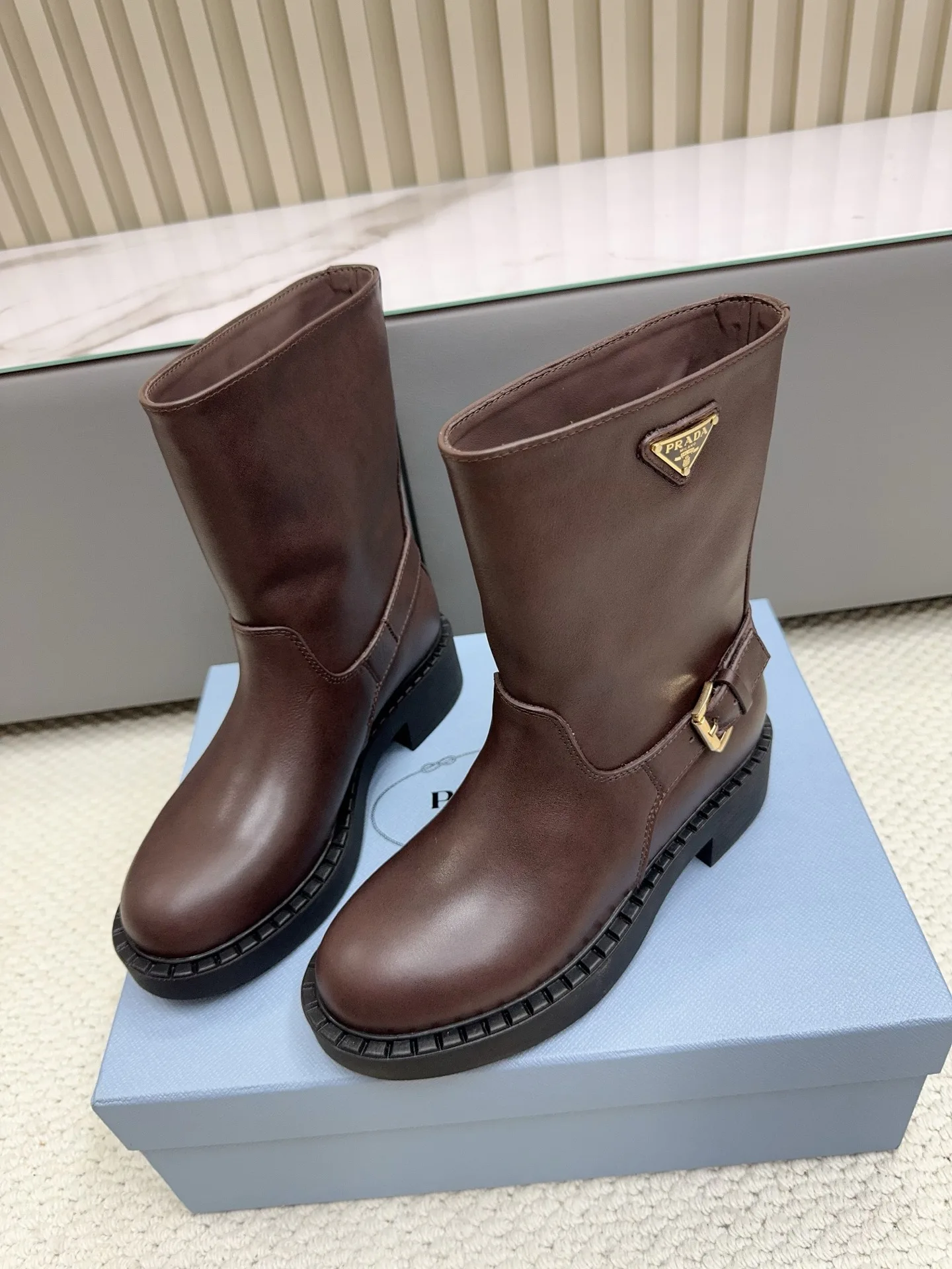 Ботинки Женские Prada 18449783