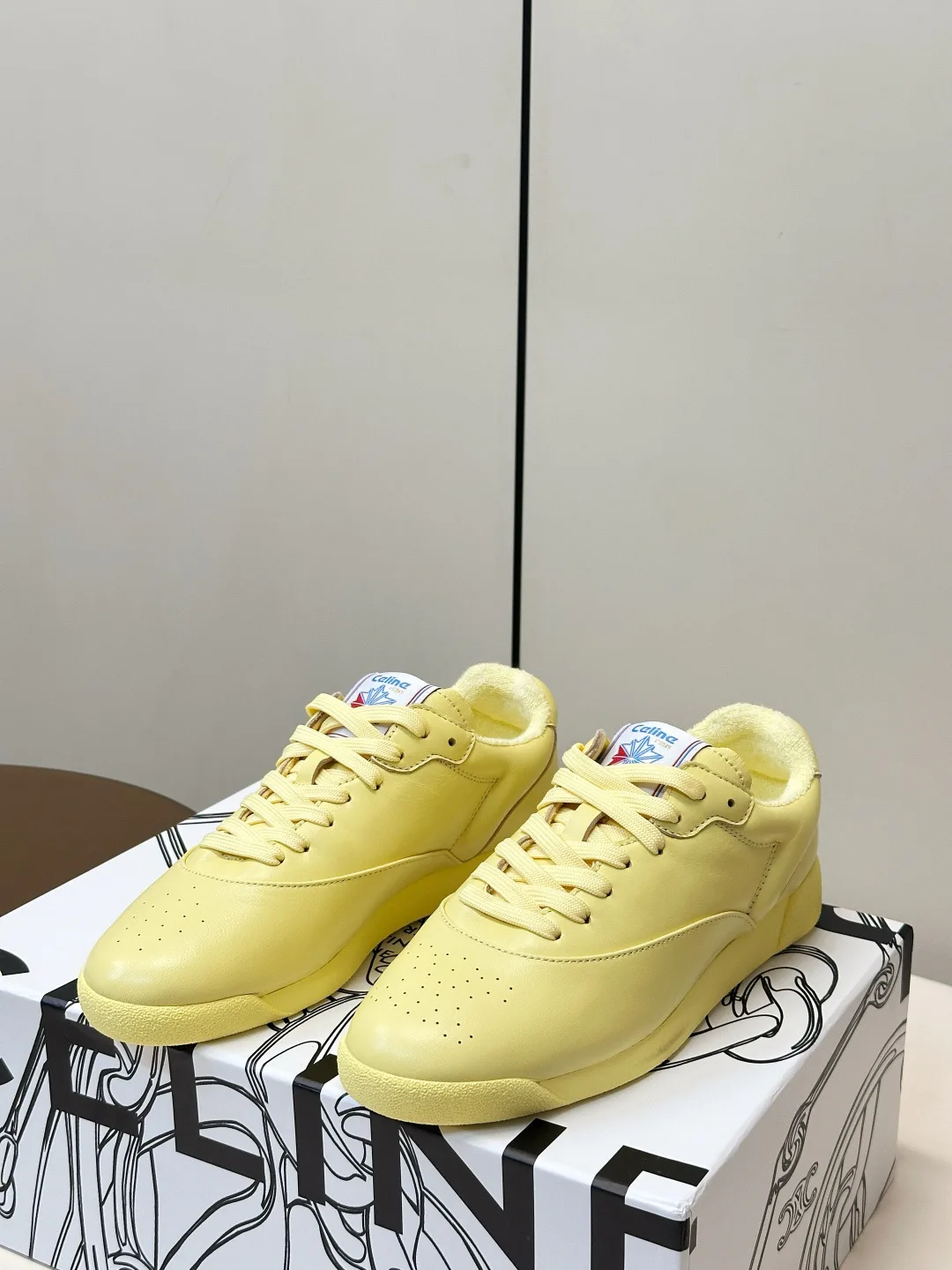 Кроссовки Женские Celine 19501611
