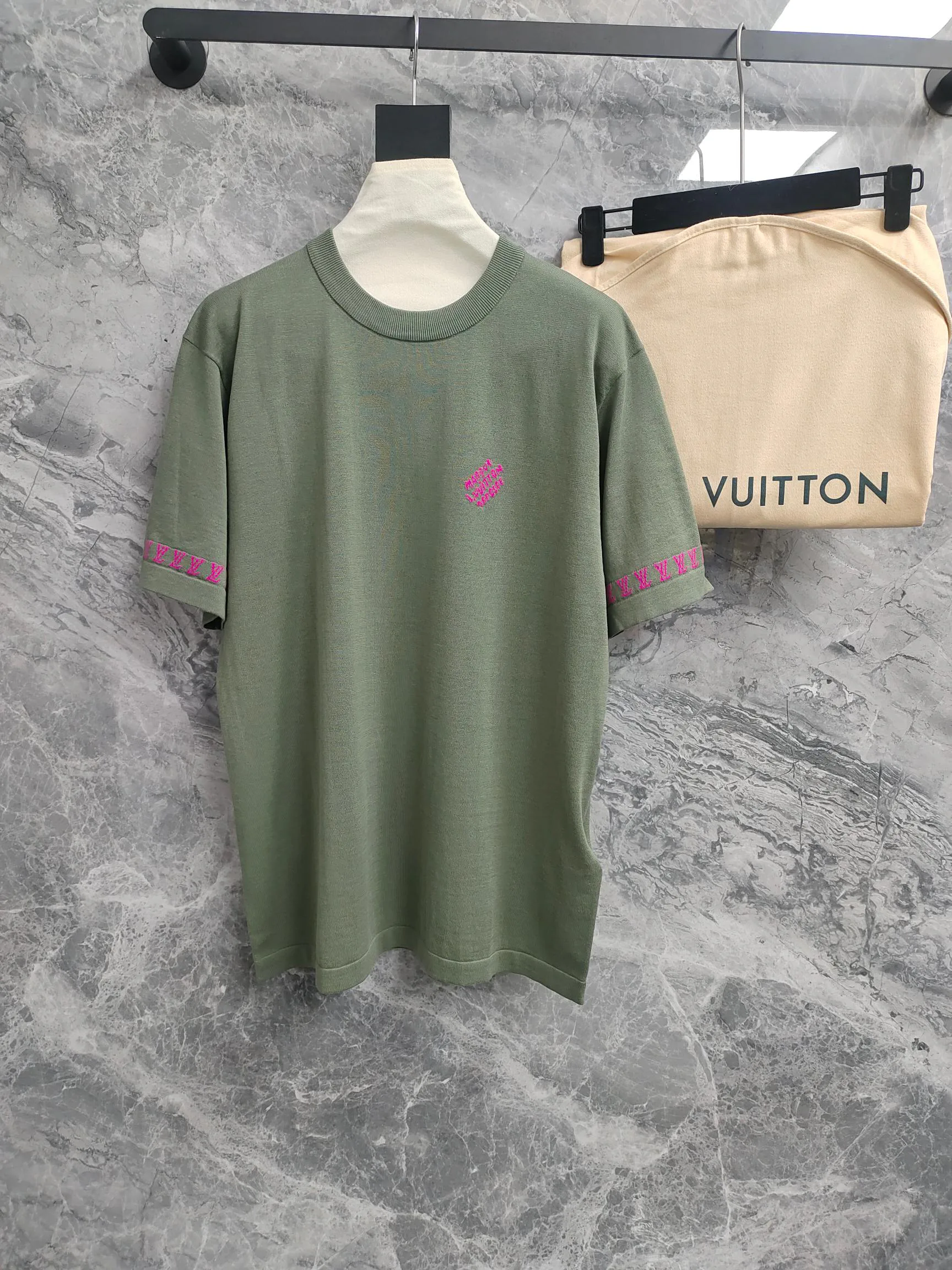 Футболки Женские Louis Vuitton 11591212