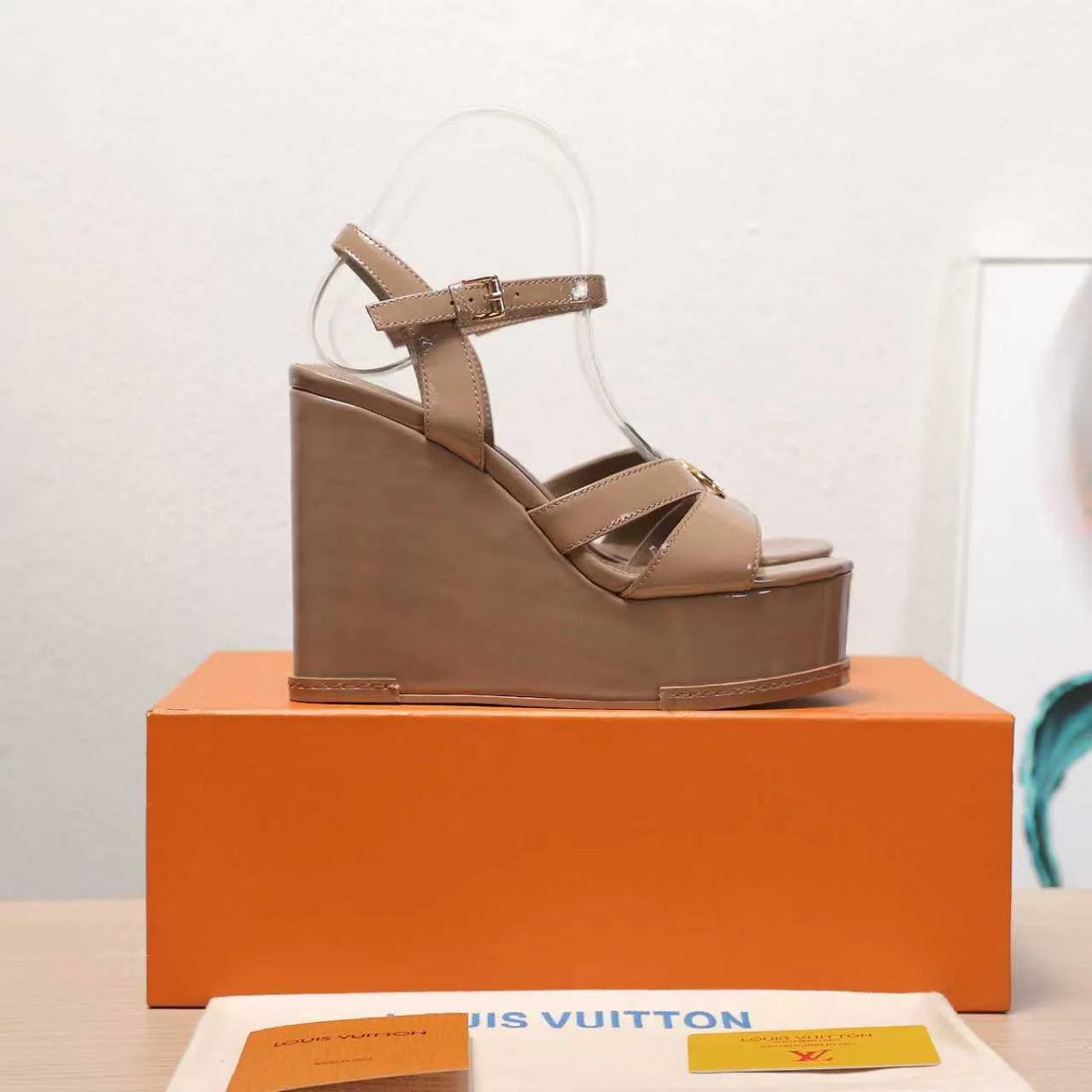 Босоножки Женские Louis Vuitton 113601