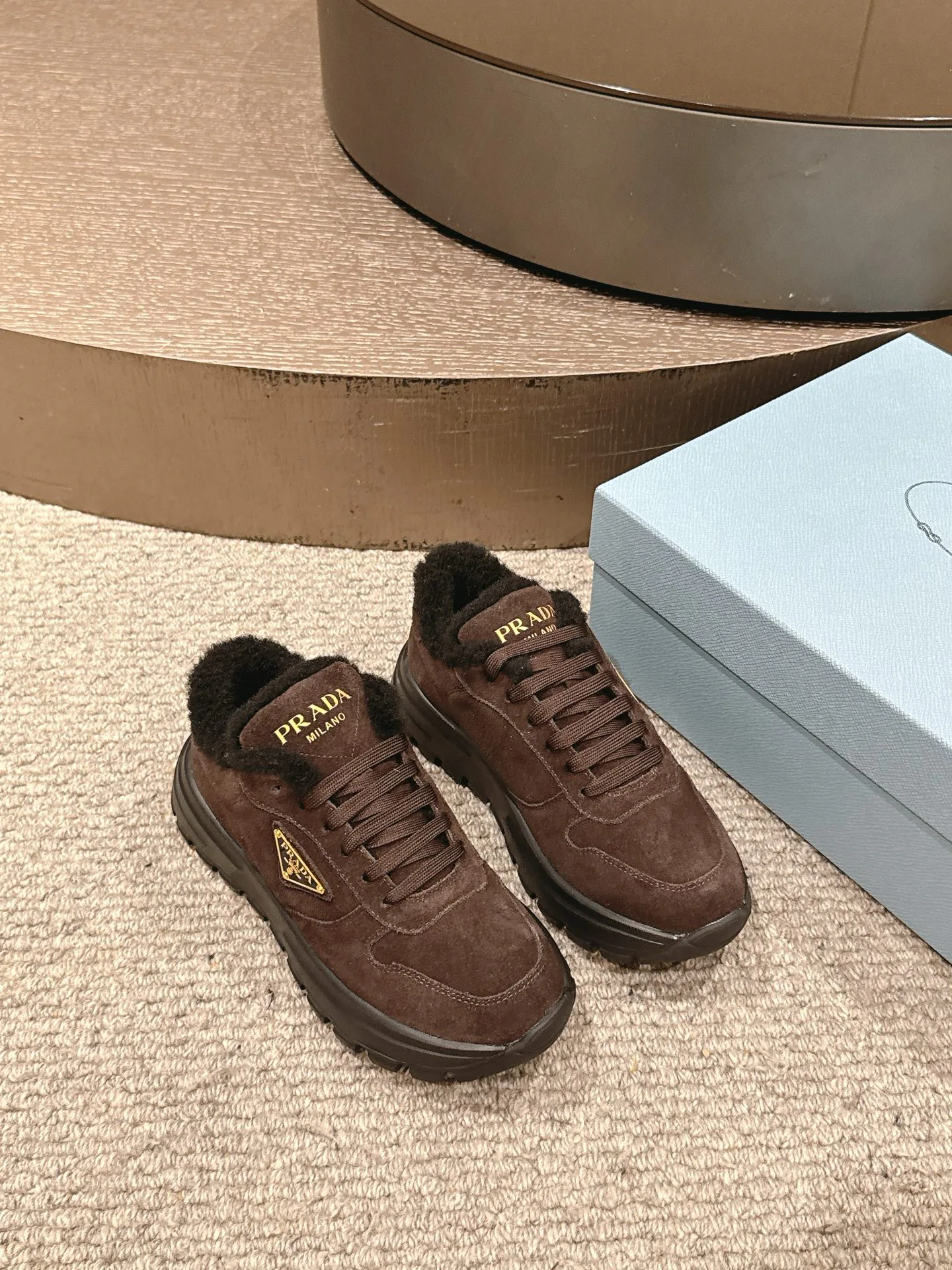 Кроссовки Женские Prada 334579