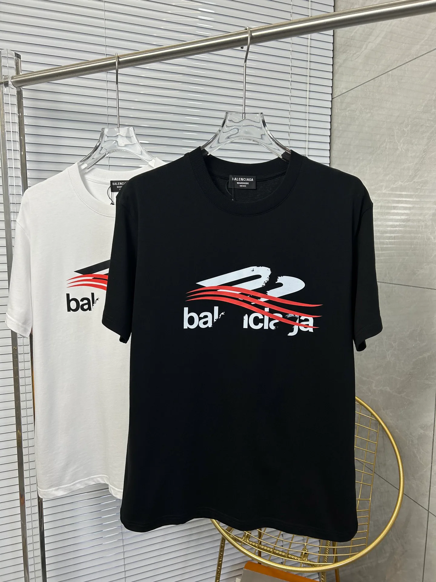 Футболки Женские Balenciaga 15458