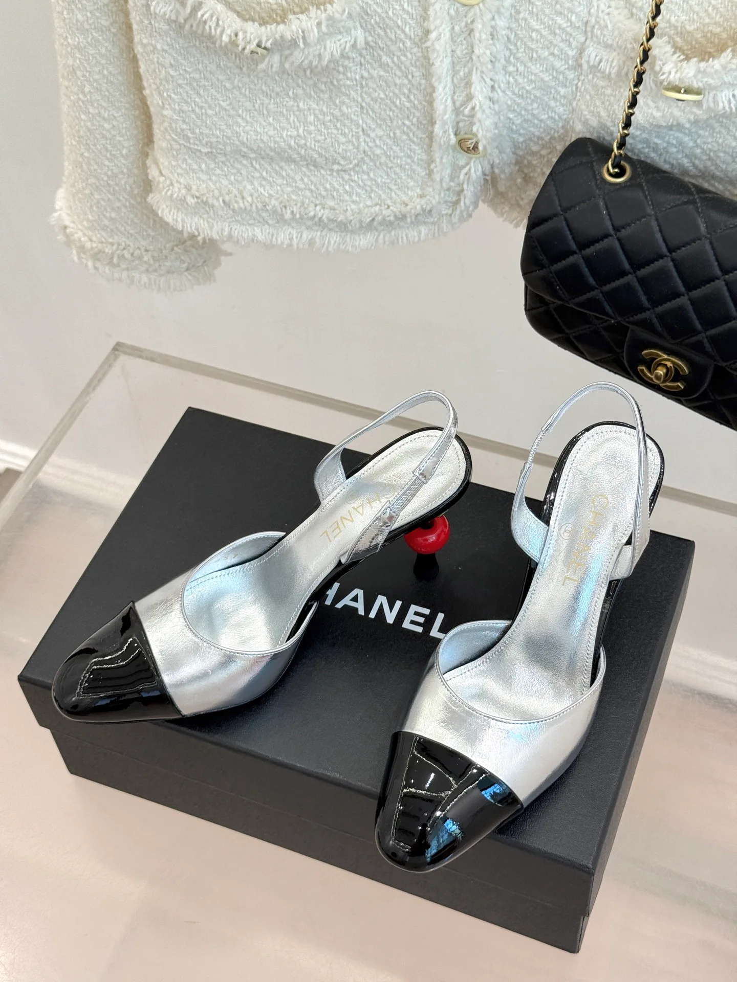 Босоножки Женские Chanel 17425314