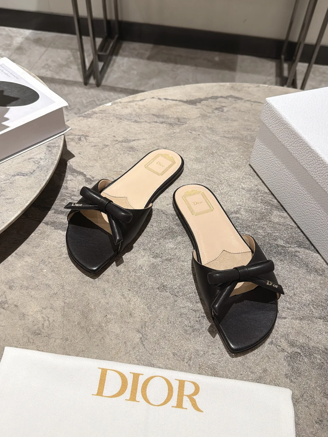 Босоножки Женские Christian Dior 17604619