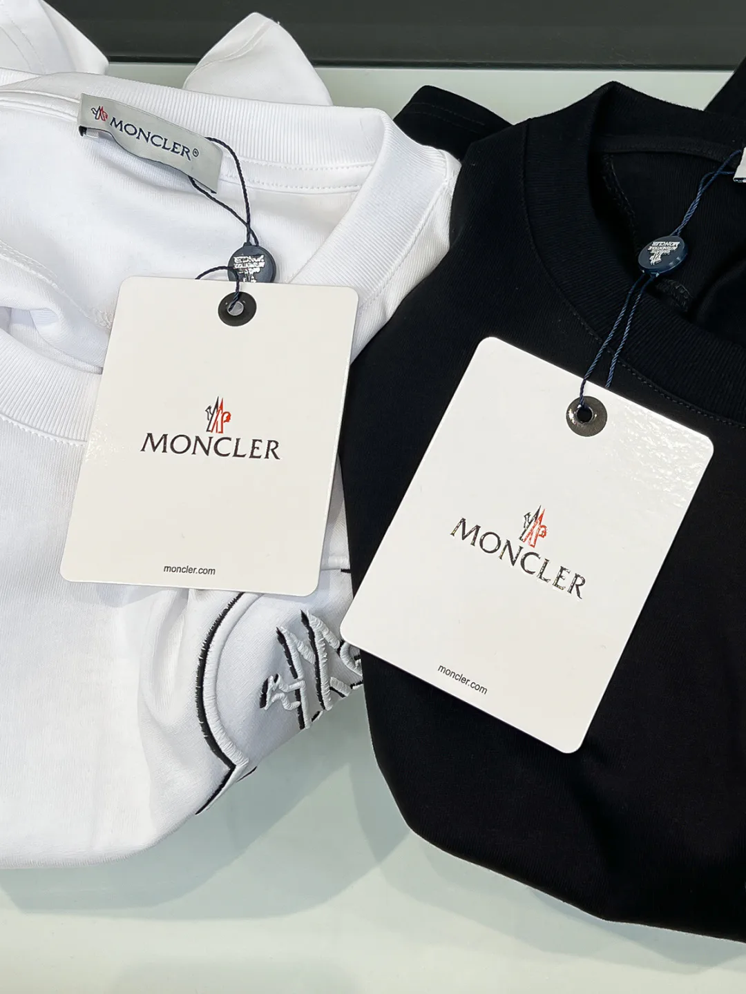 Футболки Женские Moncler 11415749