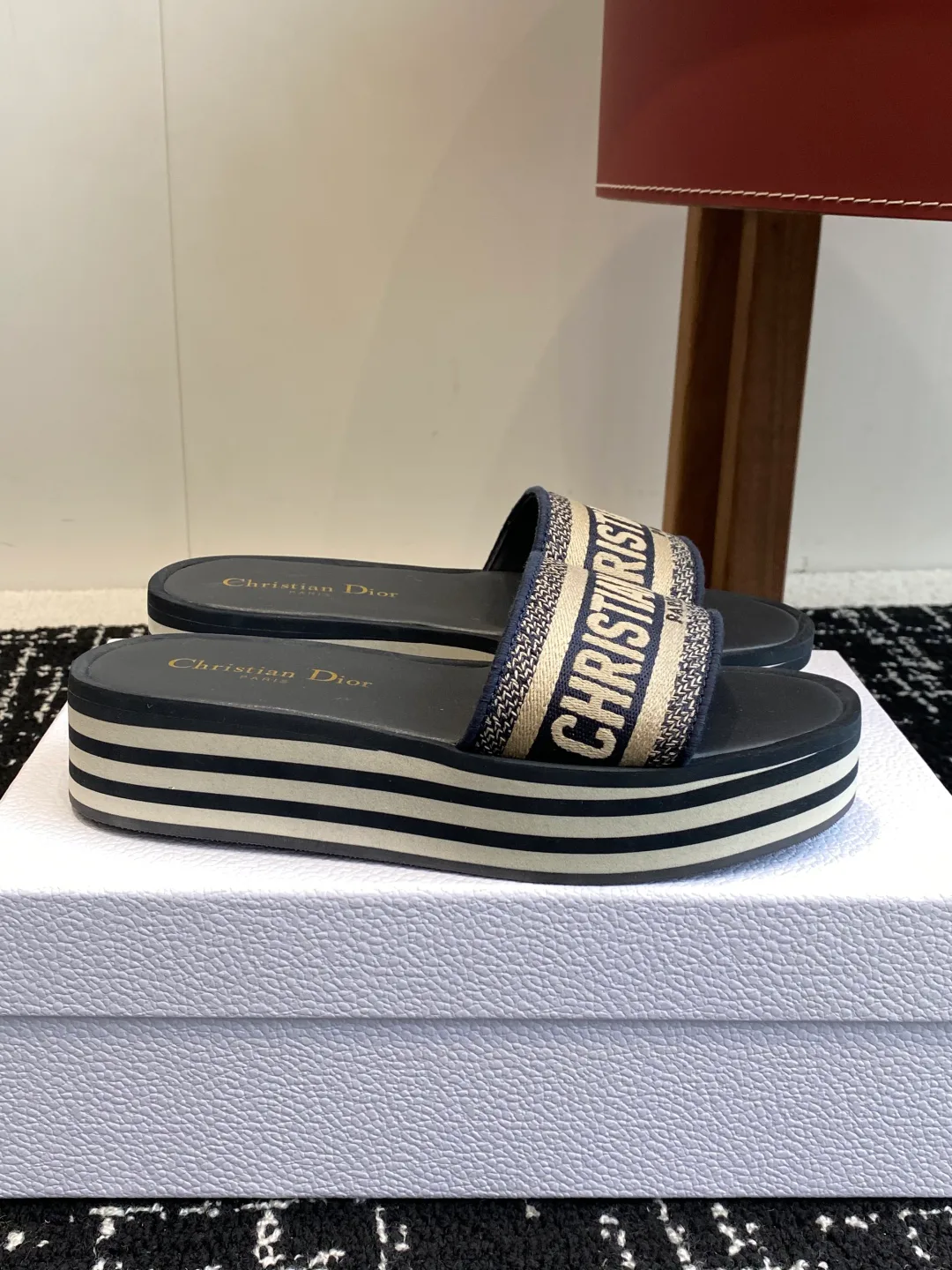Шлепанцы Женские Christian Dior 17106