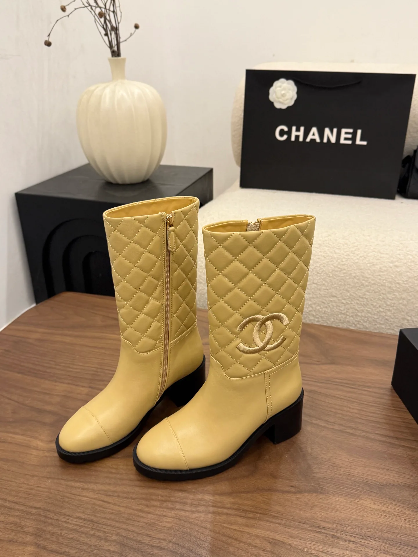 Сапоги Женские Chanel 19050166