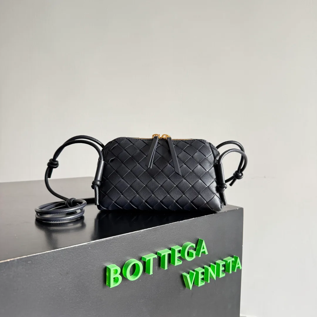 Сумки На Ремне Женские Bottega Veneta 11386906