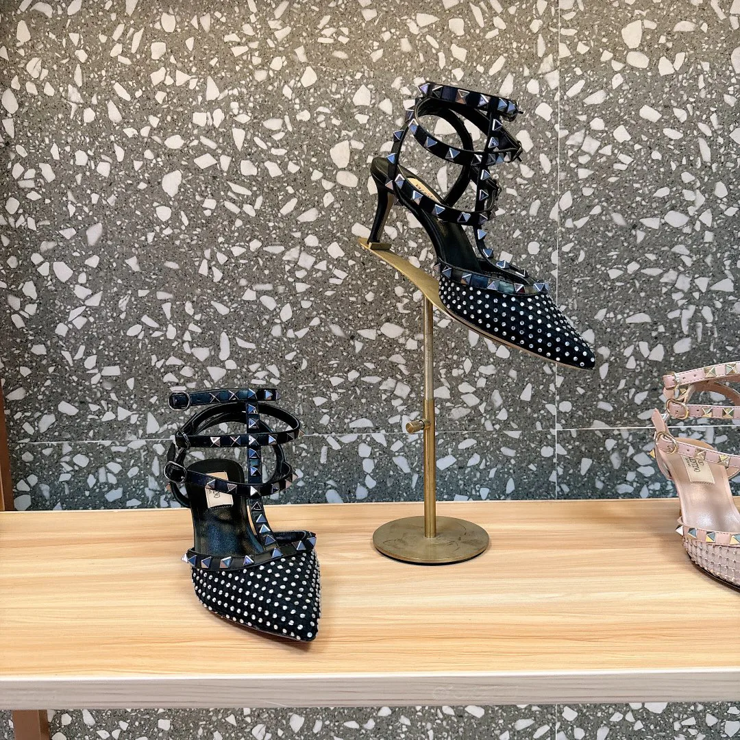 Босоножки Женские Valentino 11738626