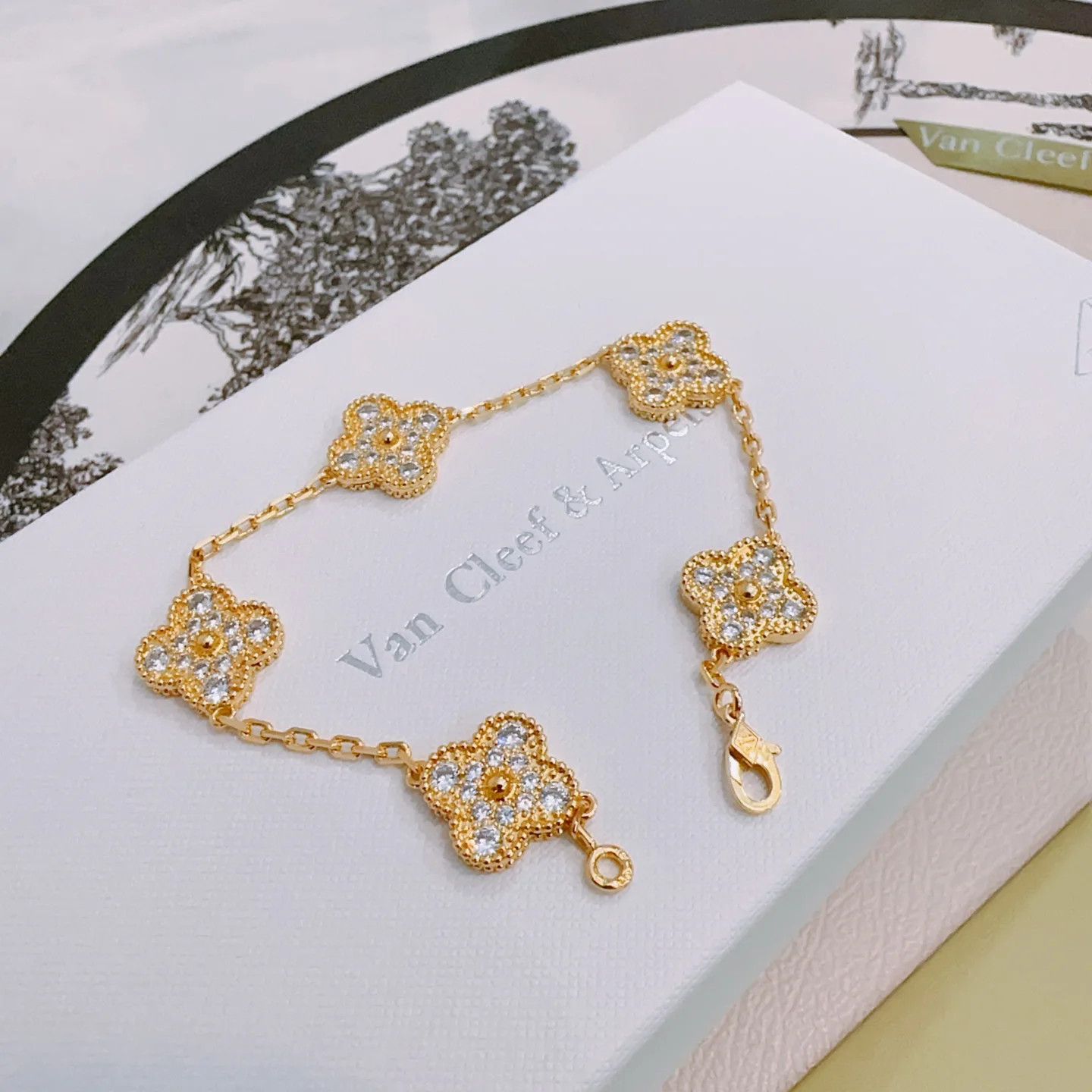 Бижутерия Van Cleef & Arpels 91313