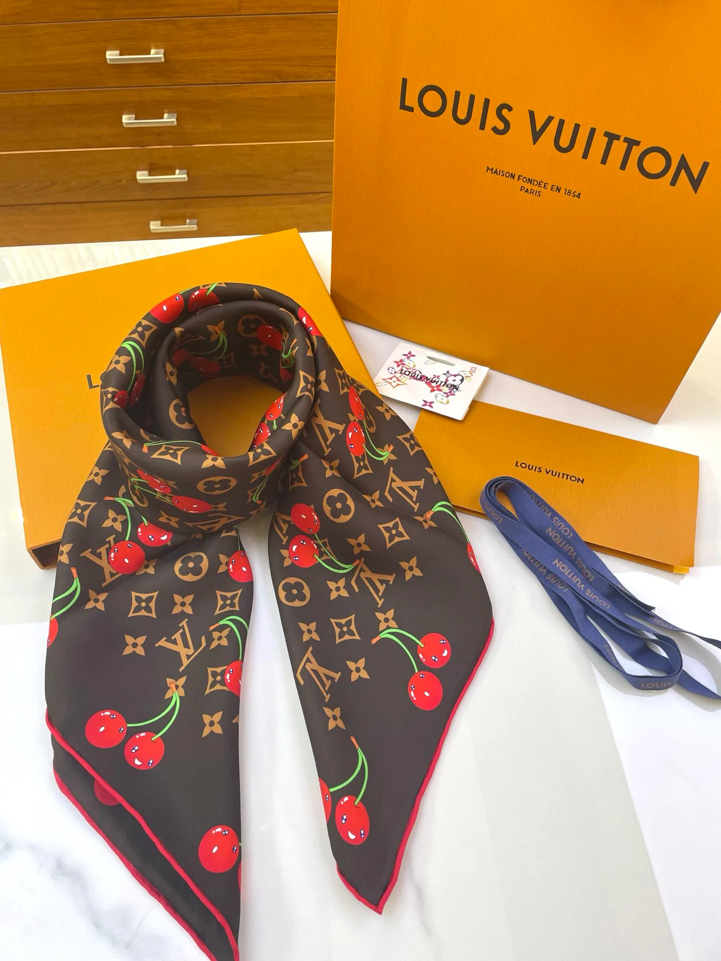 Платки Louis Vuitton 10194222