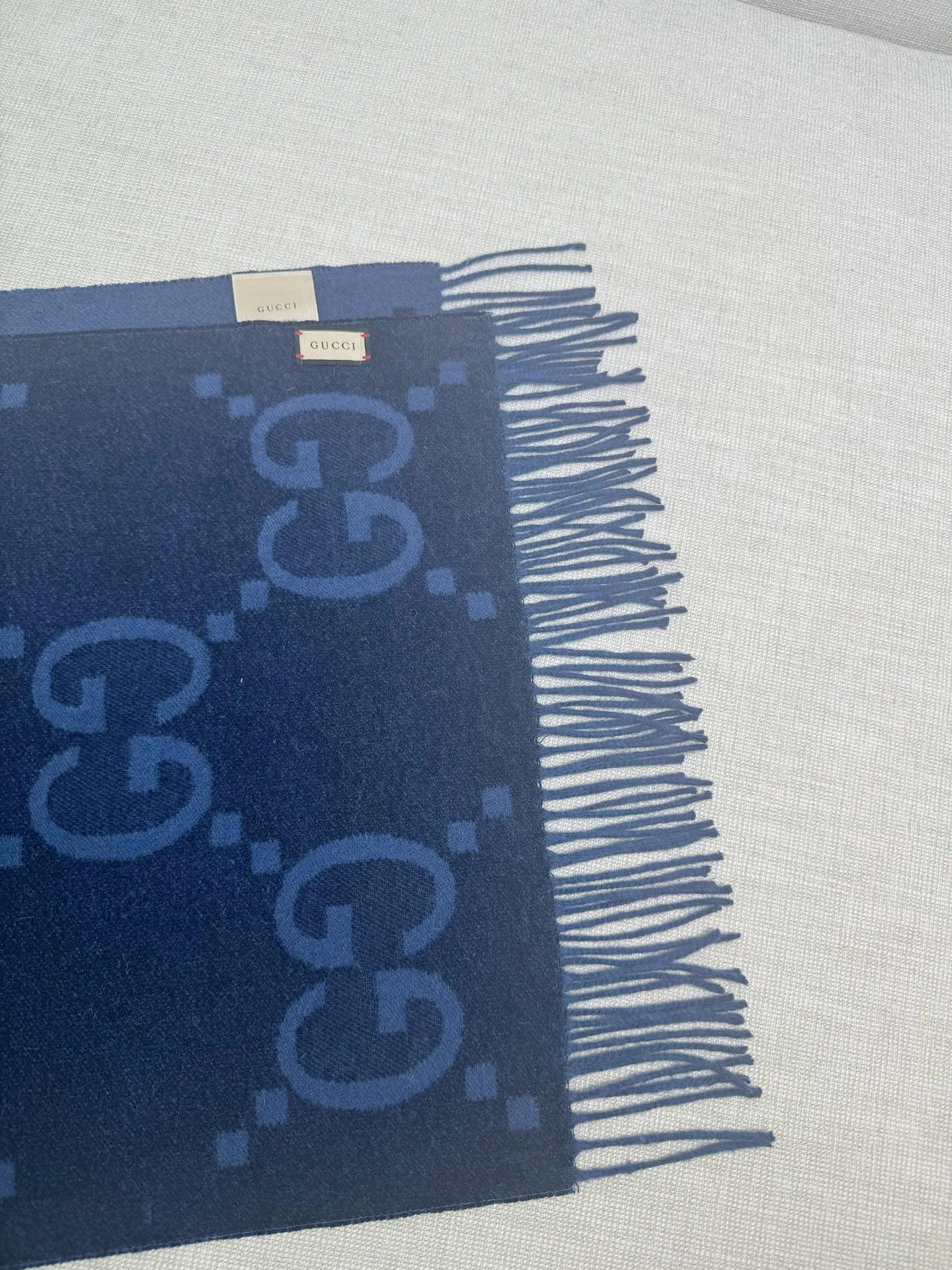 Шарфы Gucci 1858