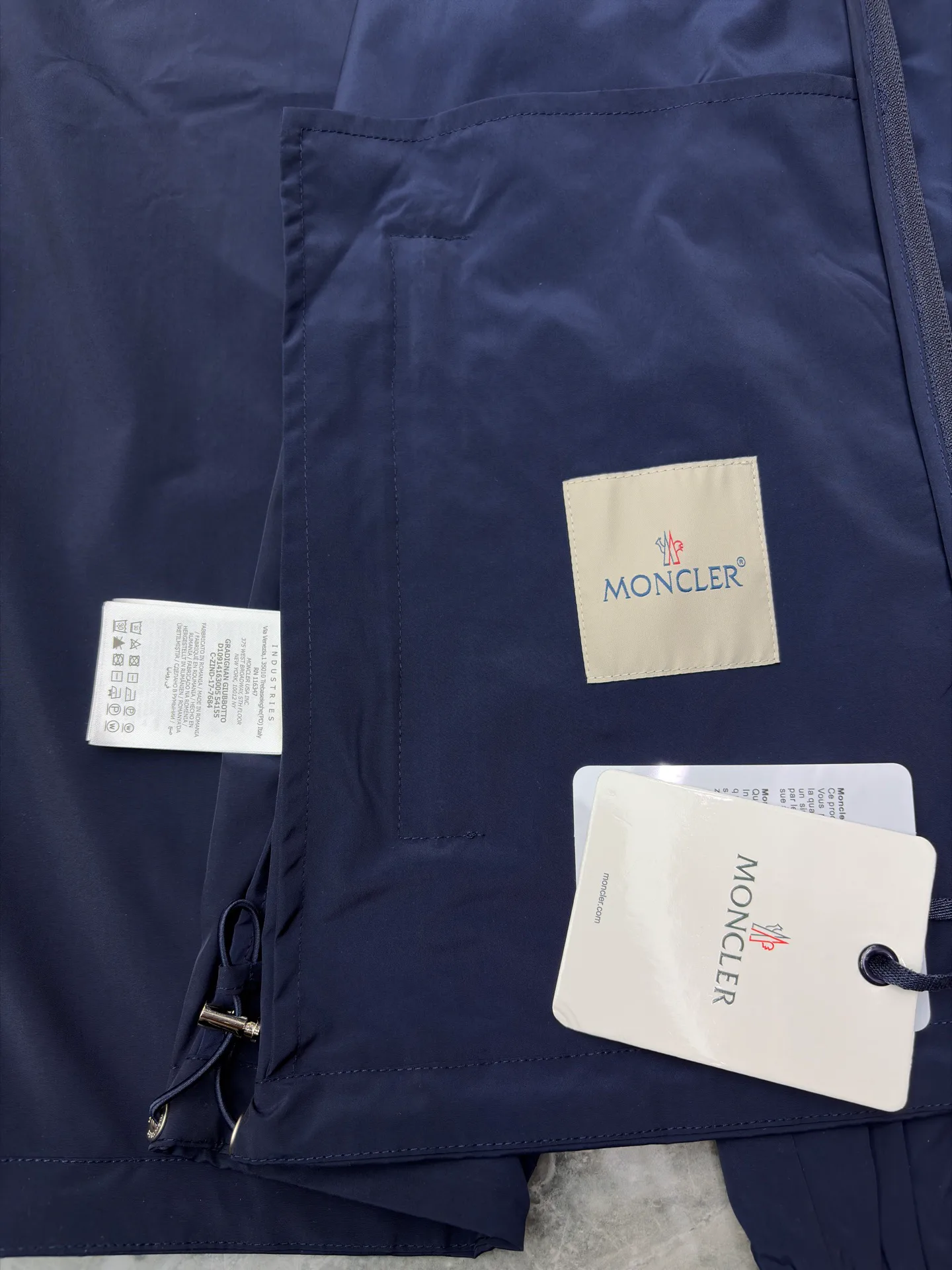 Куртки И Пуховики Женские Moncler 11690854