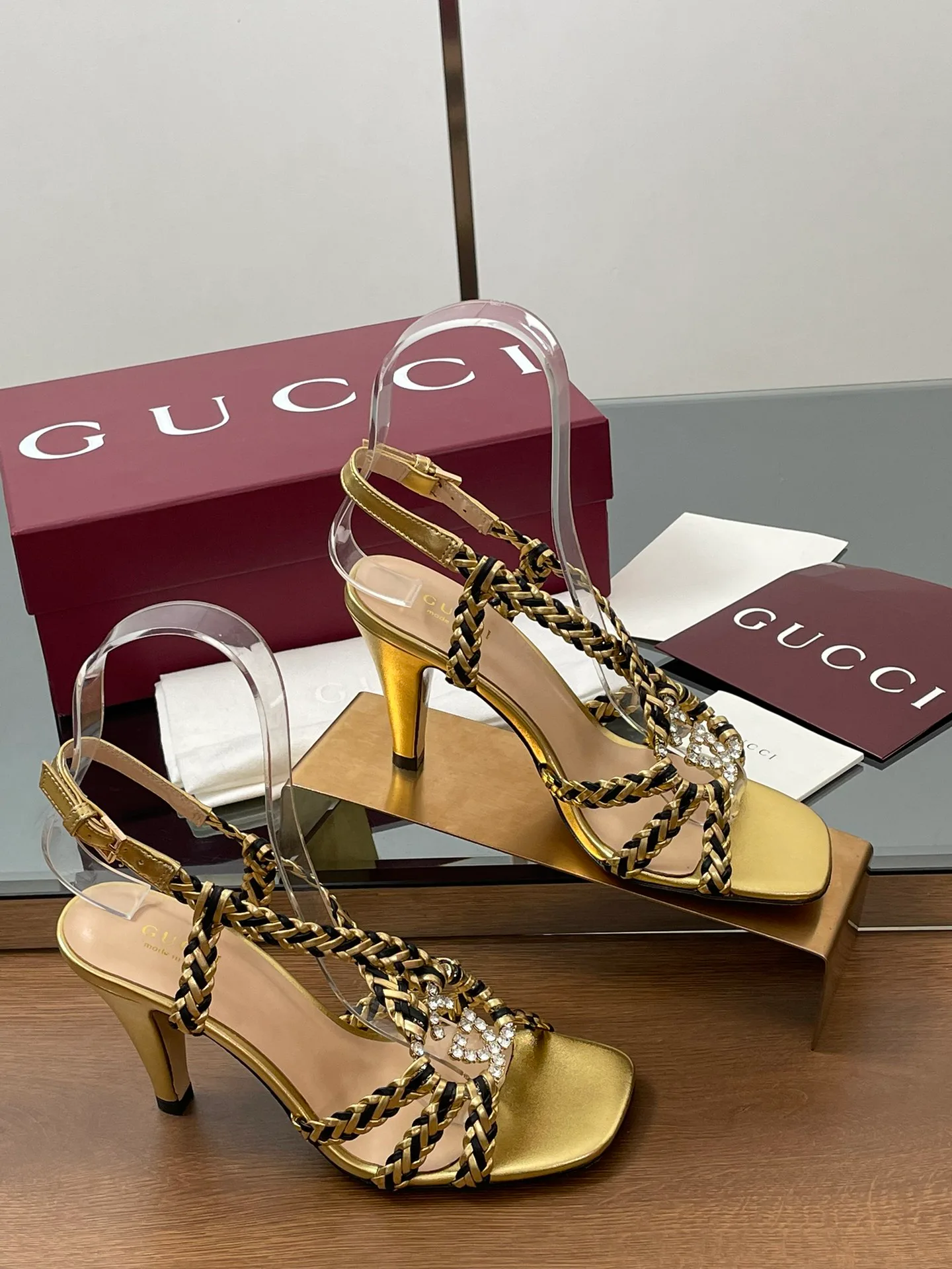 Босоножки Женские Gucci 11507558