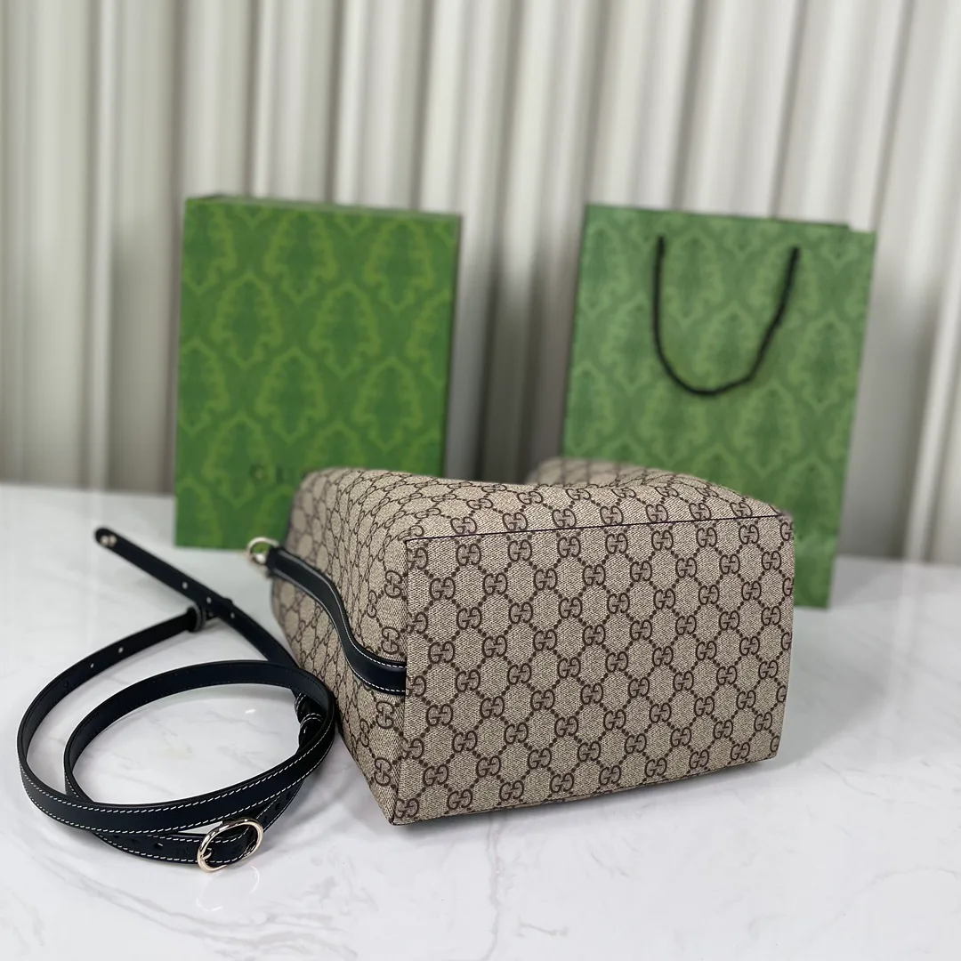 Классические Сумки Женские Gucci 11562665