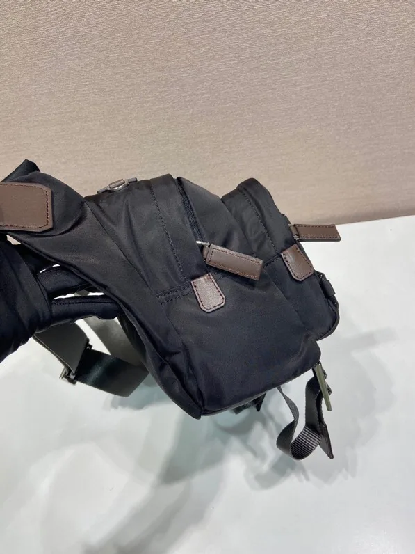 Сумки На Ремне Женские Prada 11872158