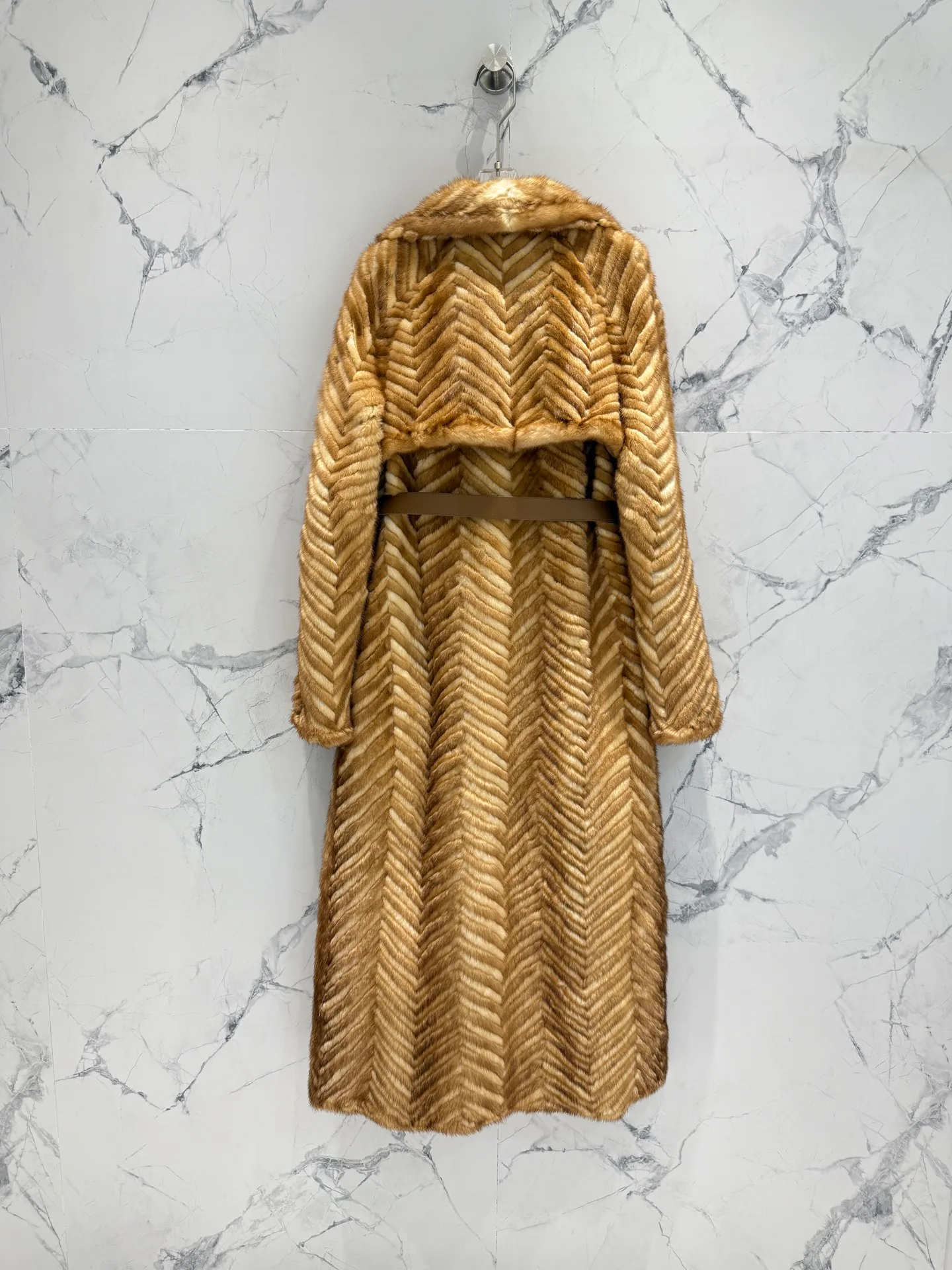 Шубы Женские Fendi 18082580