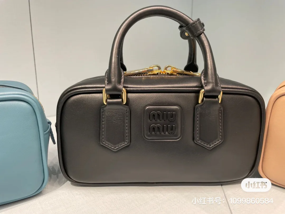 Классические Сумки Женские Miu Miu 61410