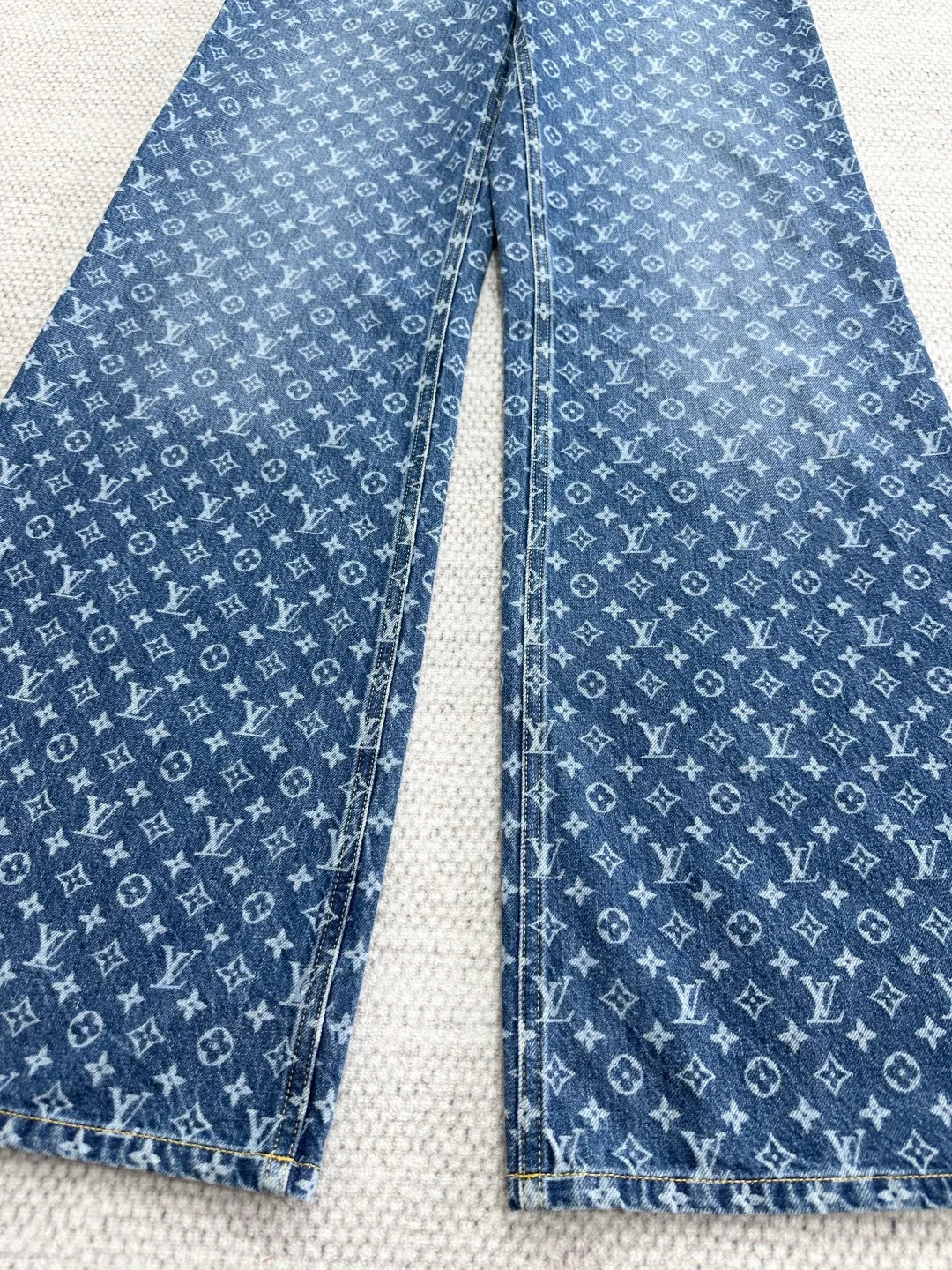 Джинсы Женские Louis Vuitton 4627540