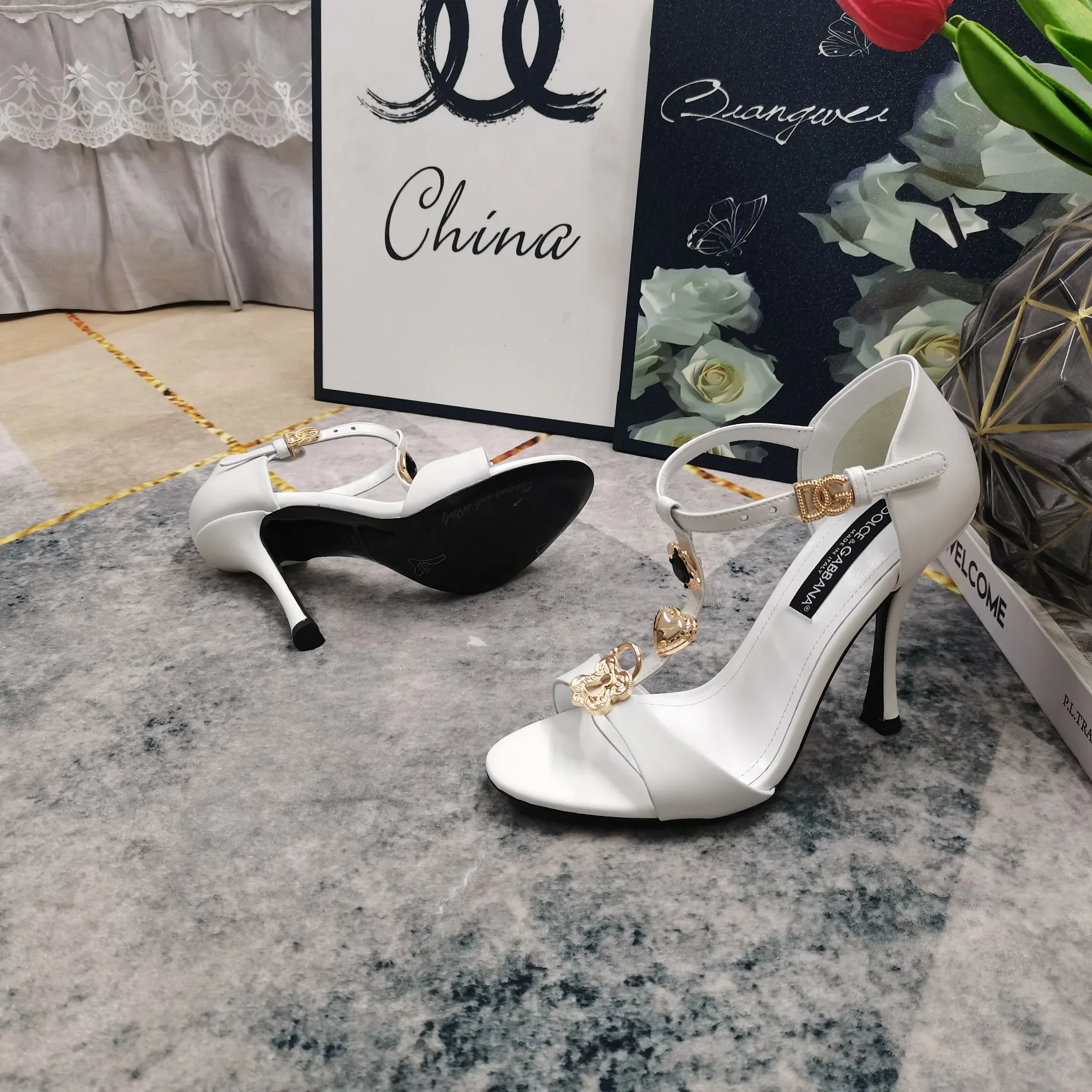 Босоножки Женские Dolce & Gabbana 11247972
