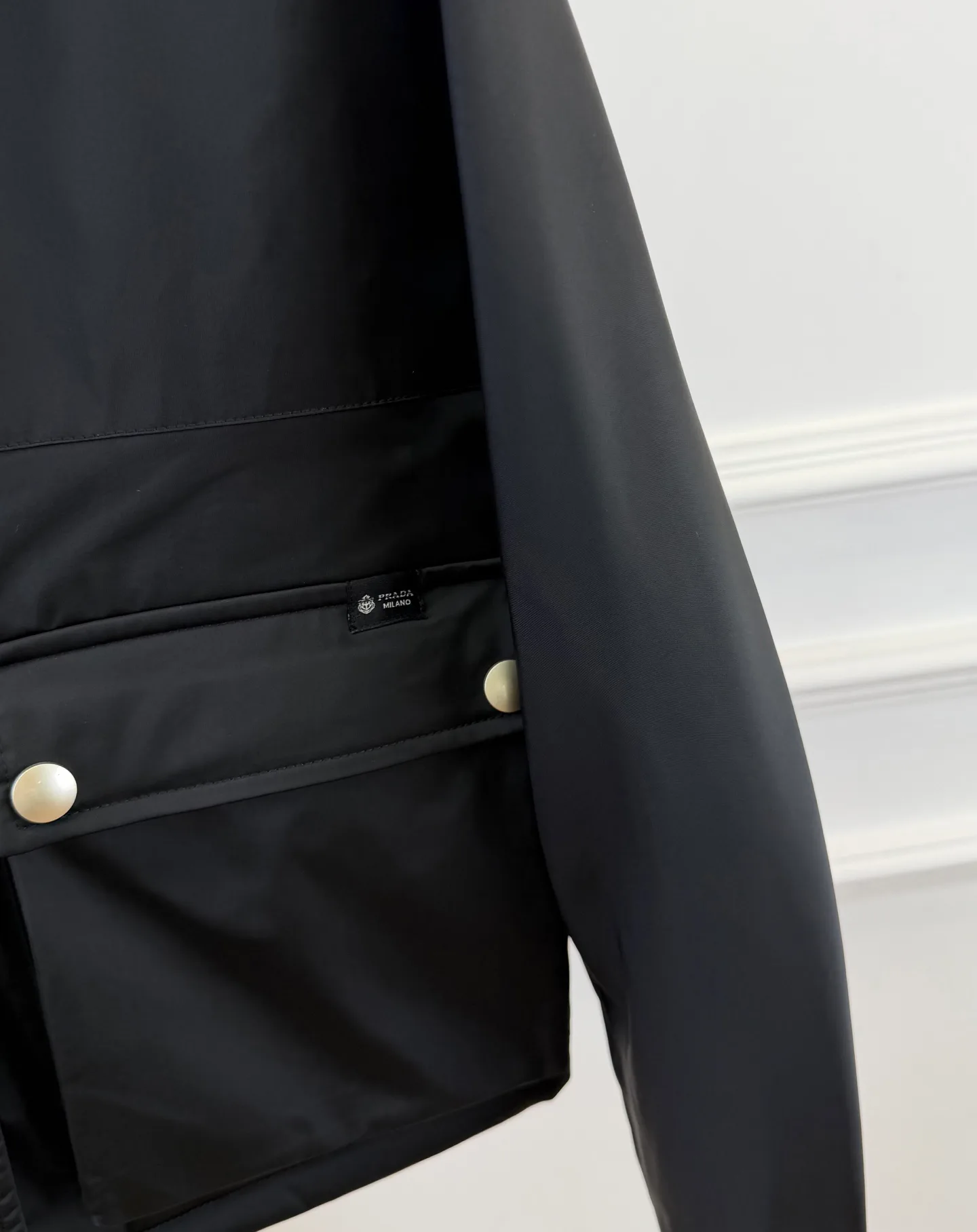 Куртки И Пуховики Женские Prada 18979715