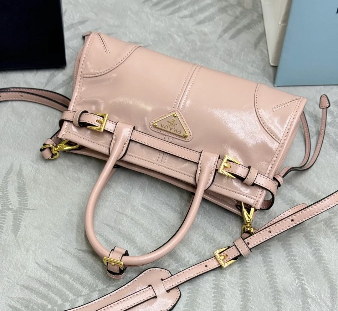 Сумки На Ремне Женские Prada 13223412