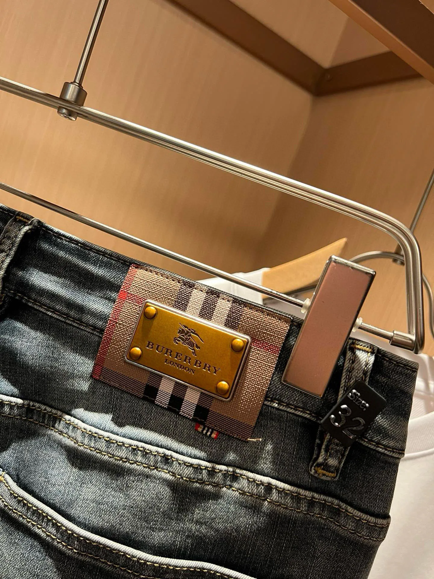 Джинсы Мужские Burberry 7120