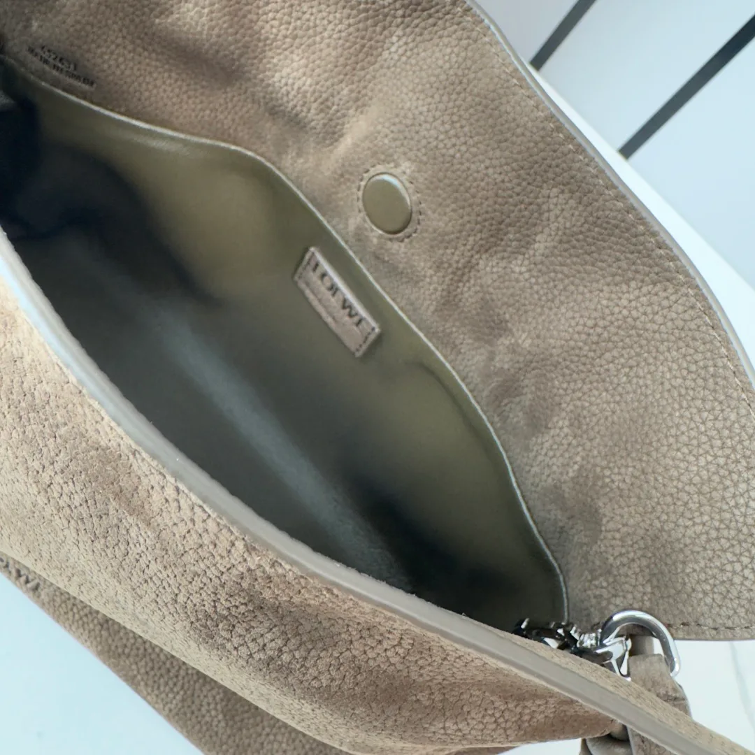Клатчи Женские Loewe 11513678