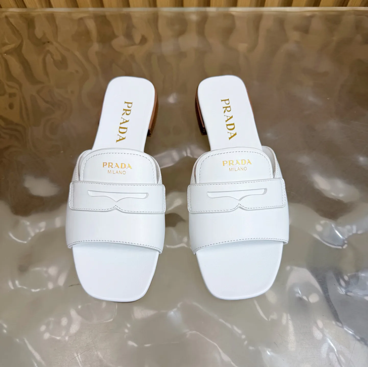 Босоножки Женские Prada 11776971