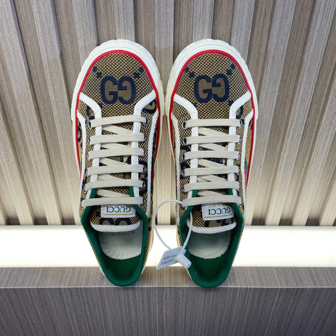 Кроссовки Женские Gucci 19691196