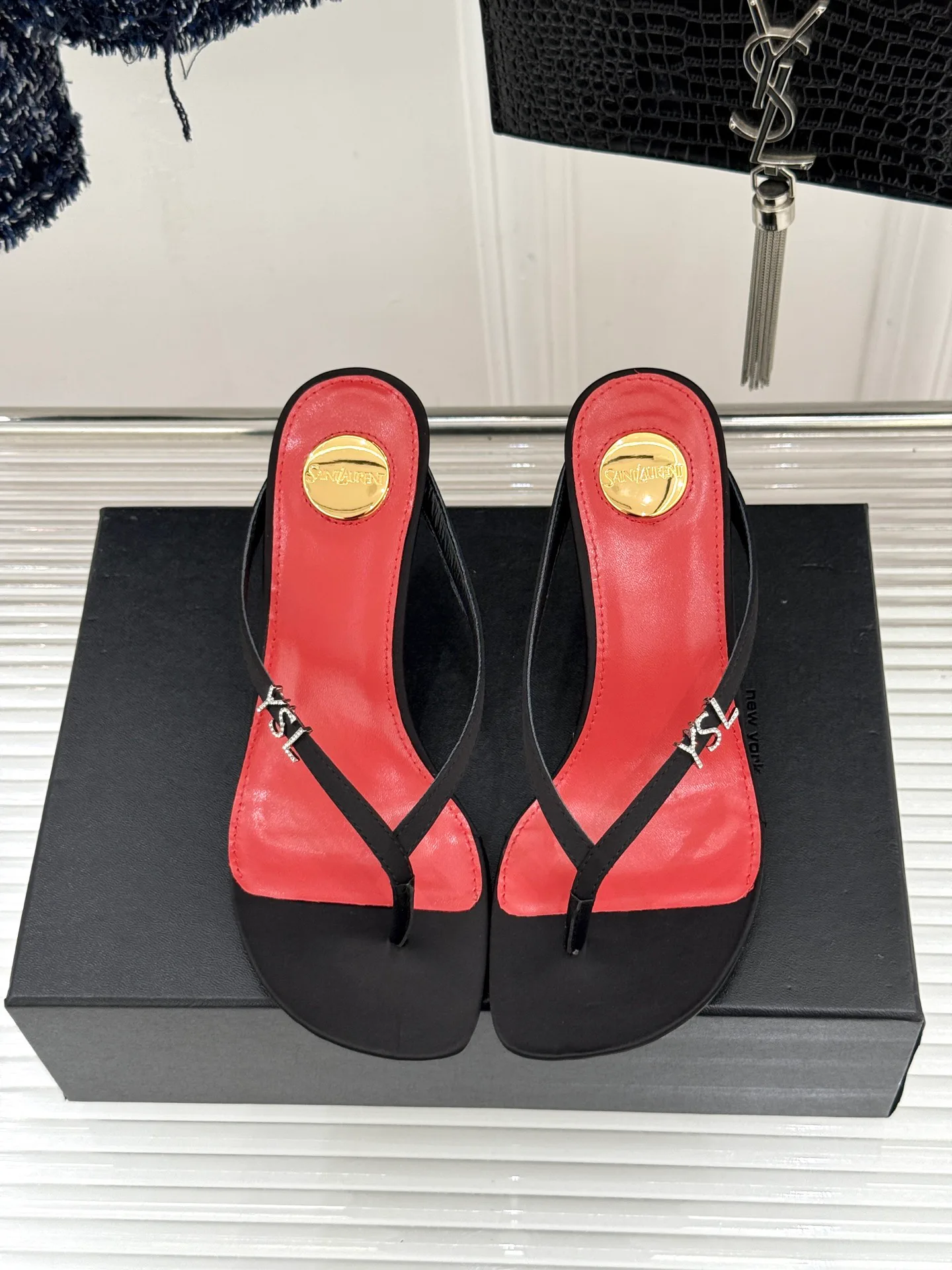 Сандалии Женские Saint Laurent 11886584