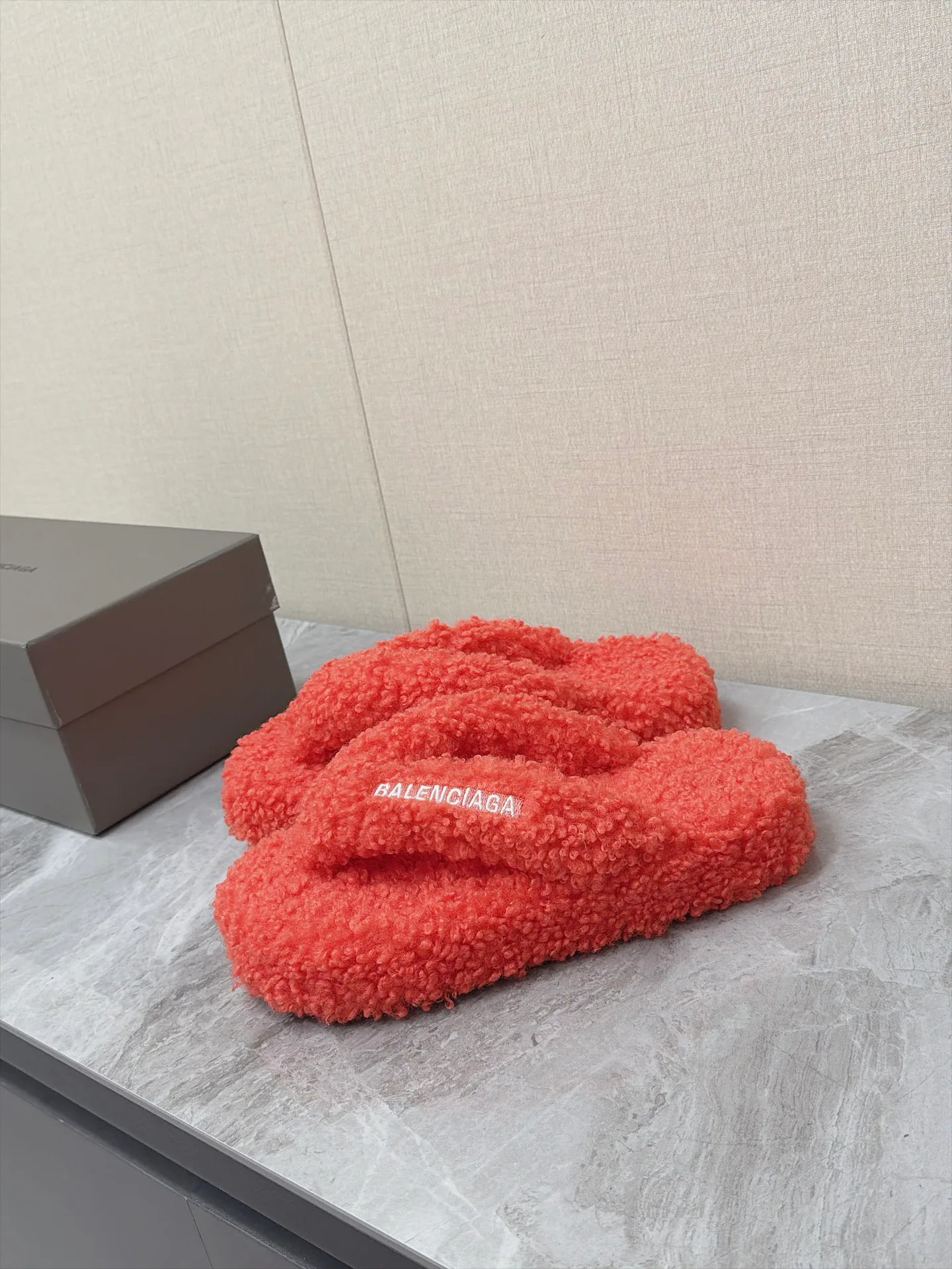 Шлепанцы Женские Balenciaga 18011844