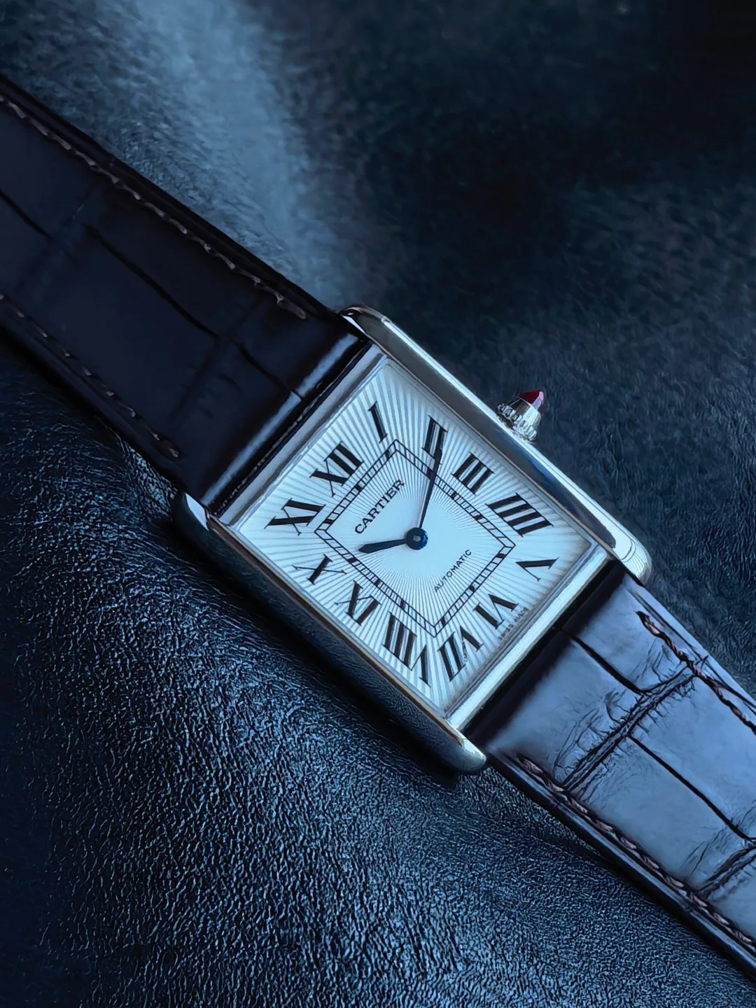 Часы Женские Cartier 17801459