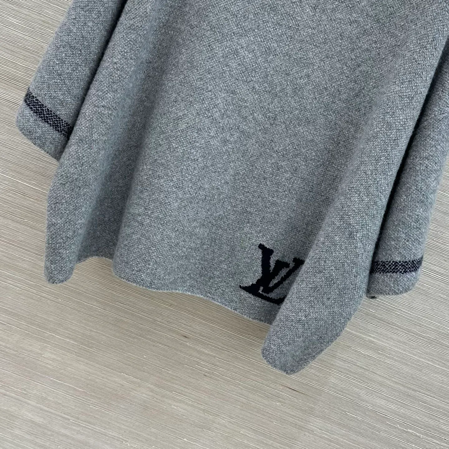 Джемперы И Свитеры Женские Louis Vuitton 19498071