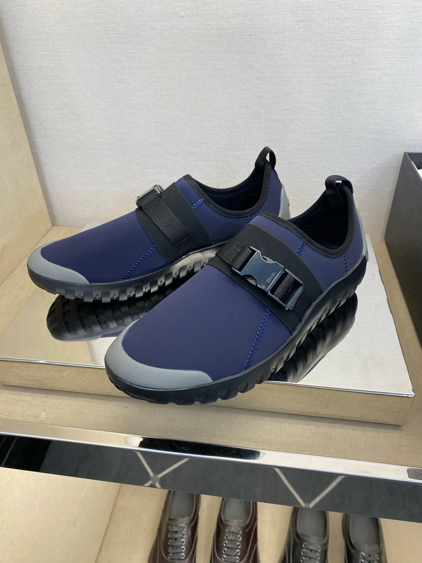 Кроссовки Мужские Prada 20139875