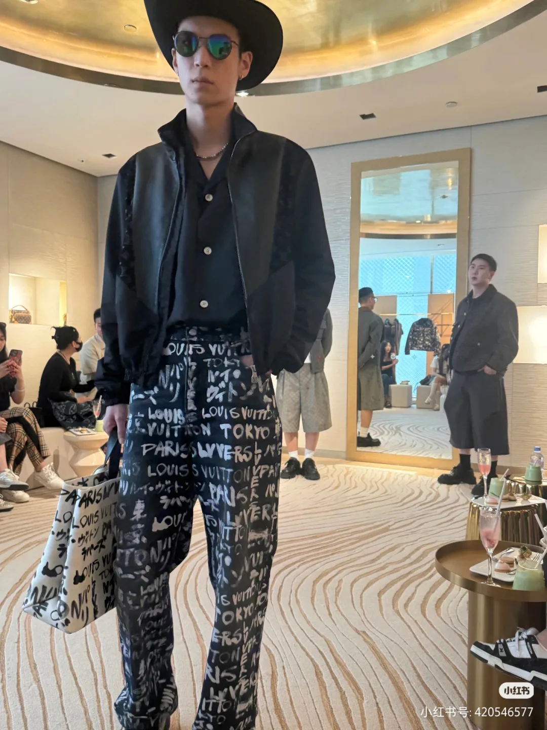 Джинсы Мужские Louis Vuitton 1566566