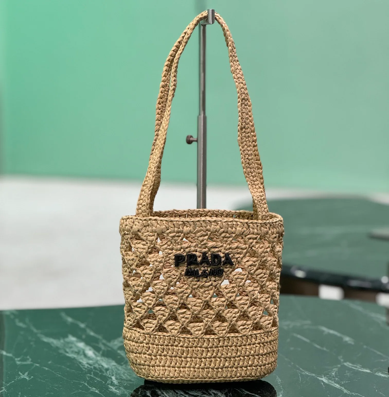 Классические Сумки Женские Prada 12874283