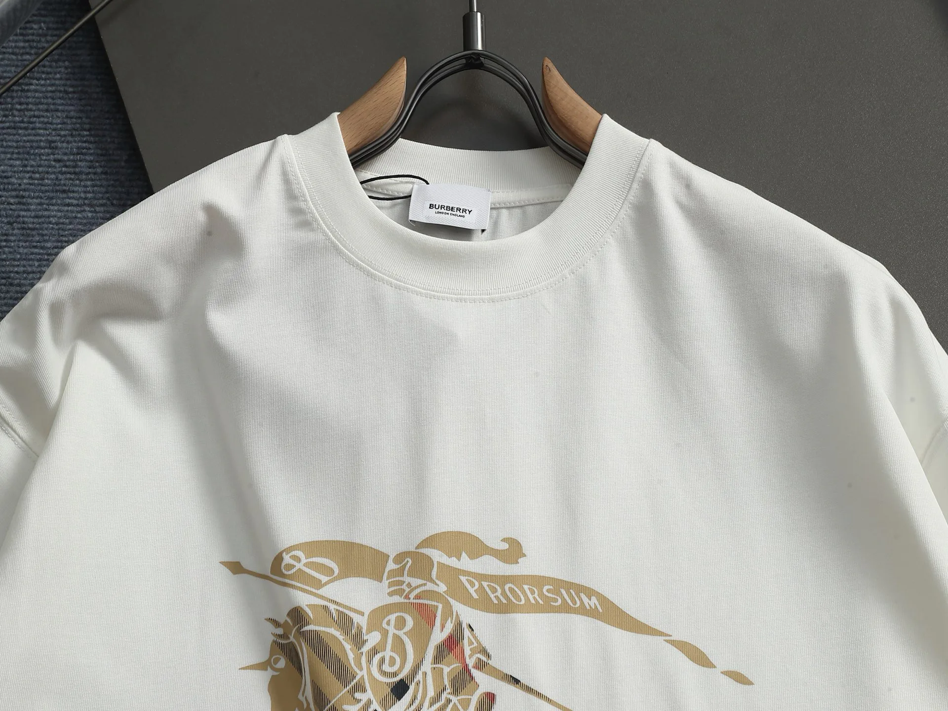 Футболки Женские Burberry 5405548