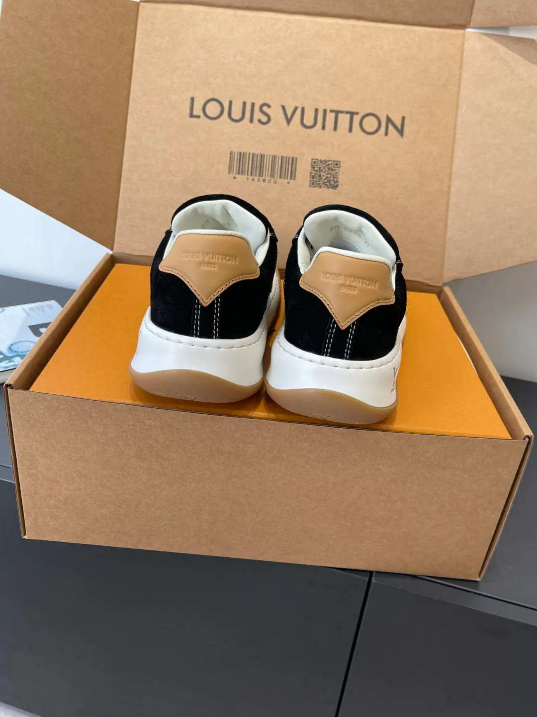 Кроссовки Женские Louis Vuitton 393191