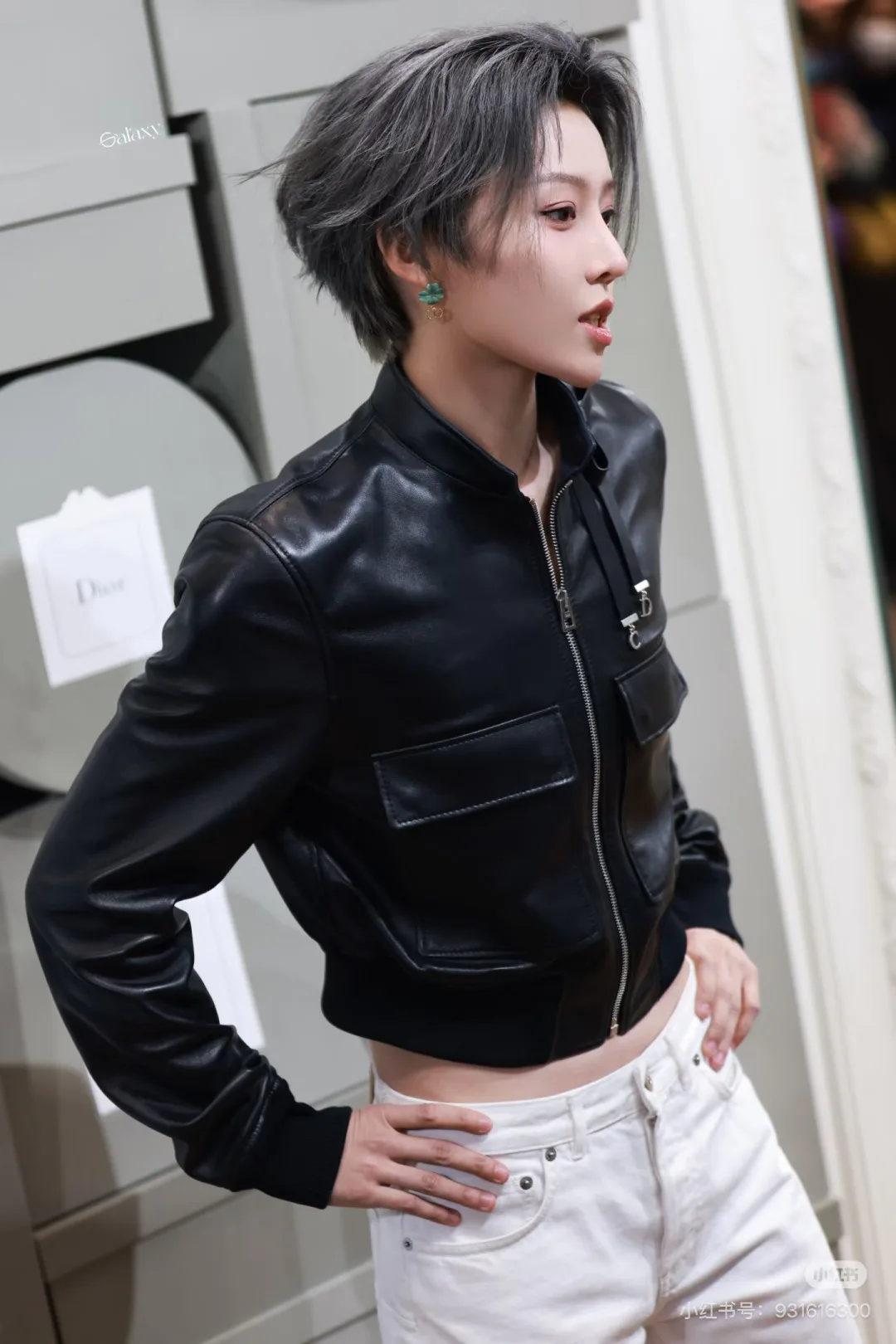 Кожаные Куртки И Дублёнки Женские Christian Dior 11683665