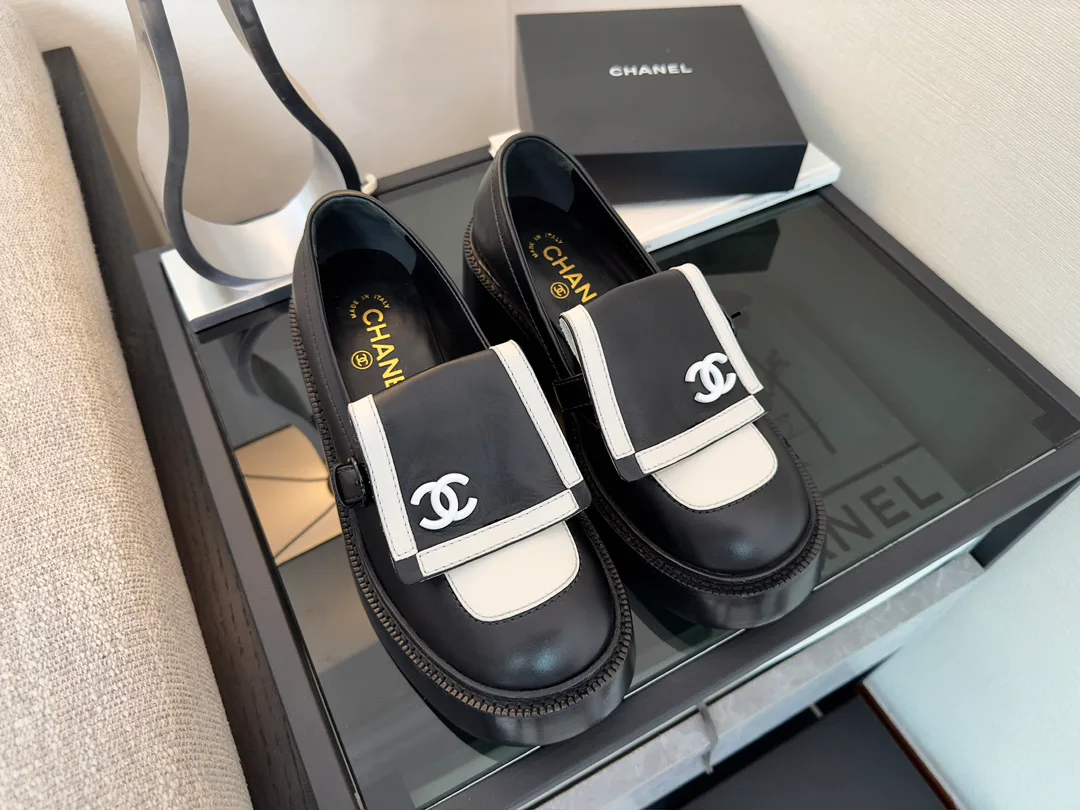 Лоферы И Мокасины Женские Chanel 2384