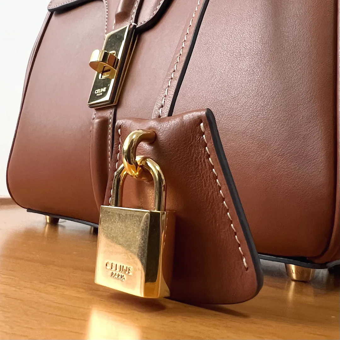 Классические Сумки Женские Celine 11588724