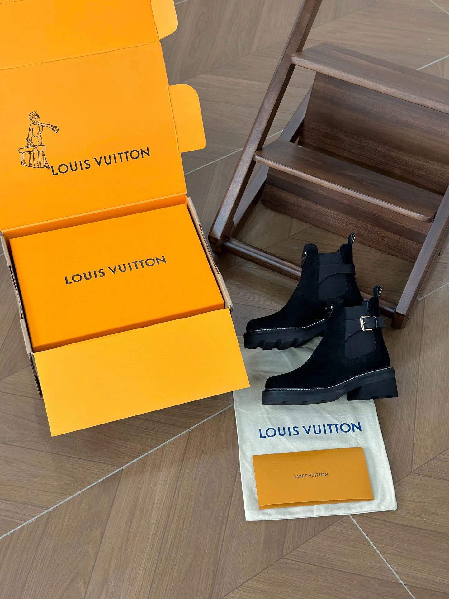 Ботинки Женские Louis Vuitton 5295262