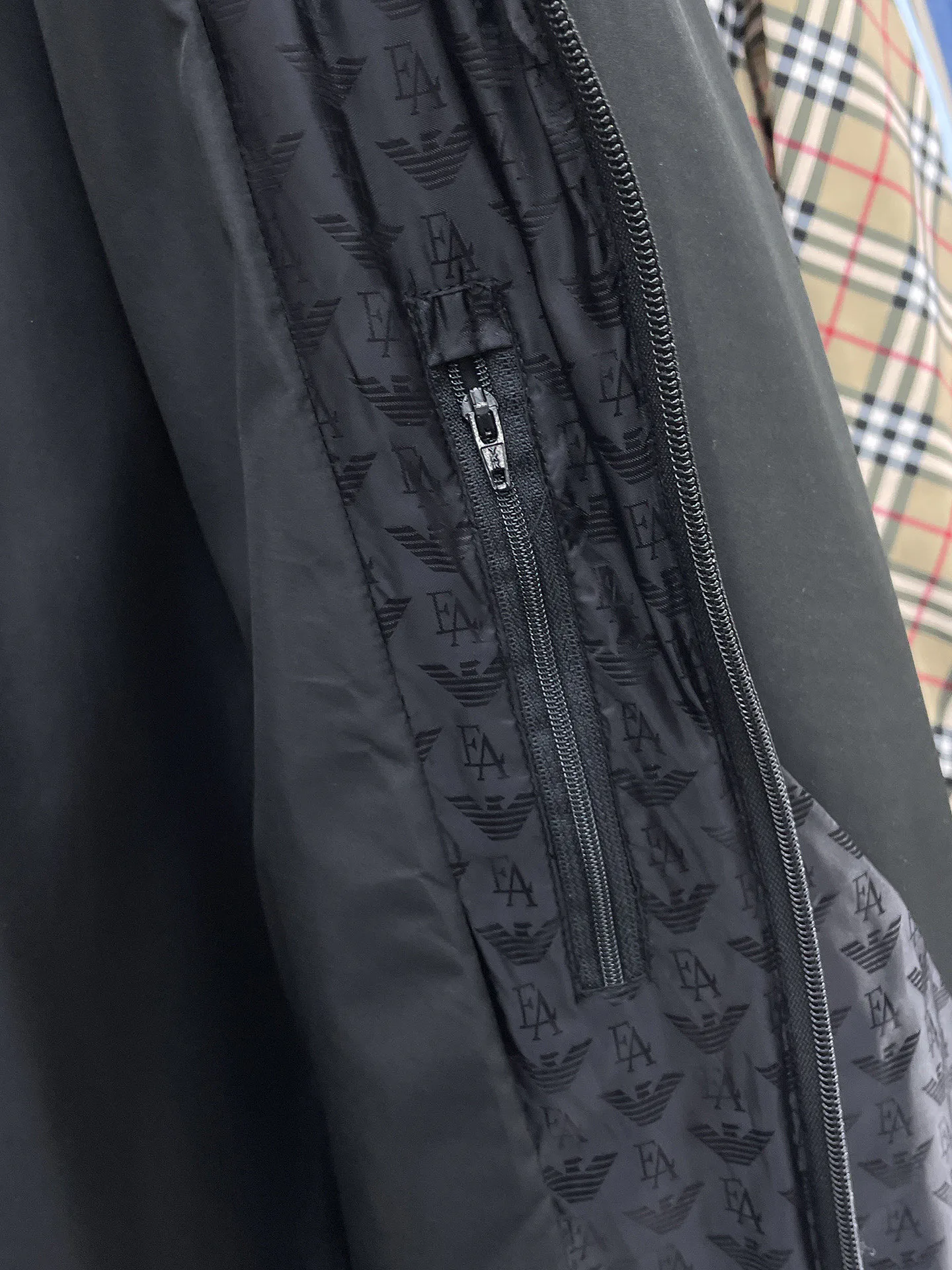 Куртки И Пуховики Мужские Armani 9352364