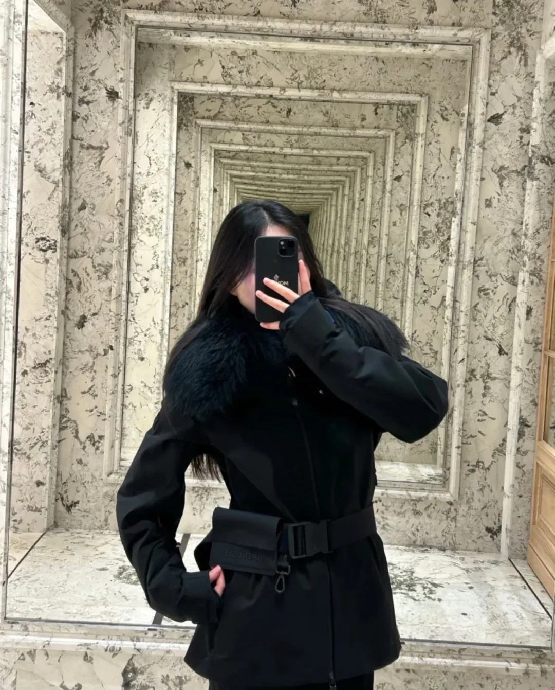 Куртки И Пуховики Женские Moncler 18741154
