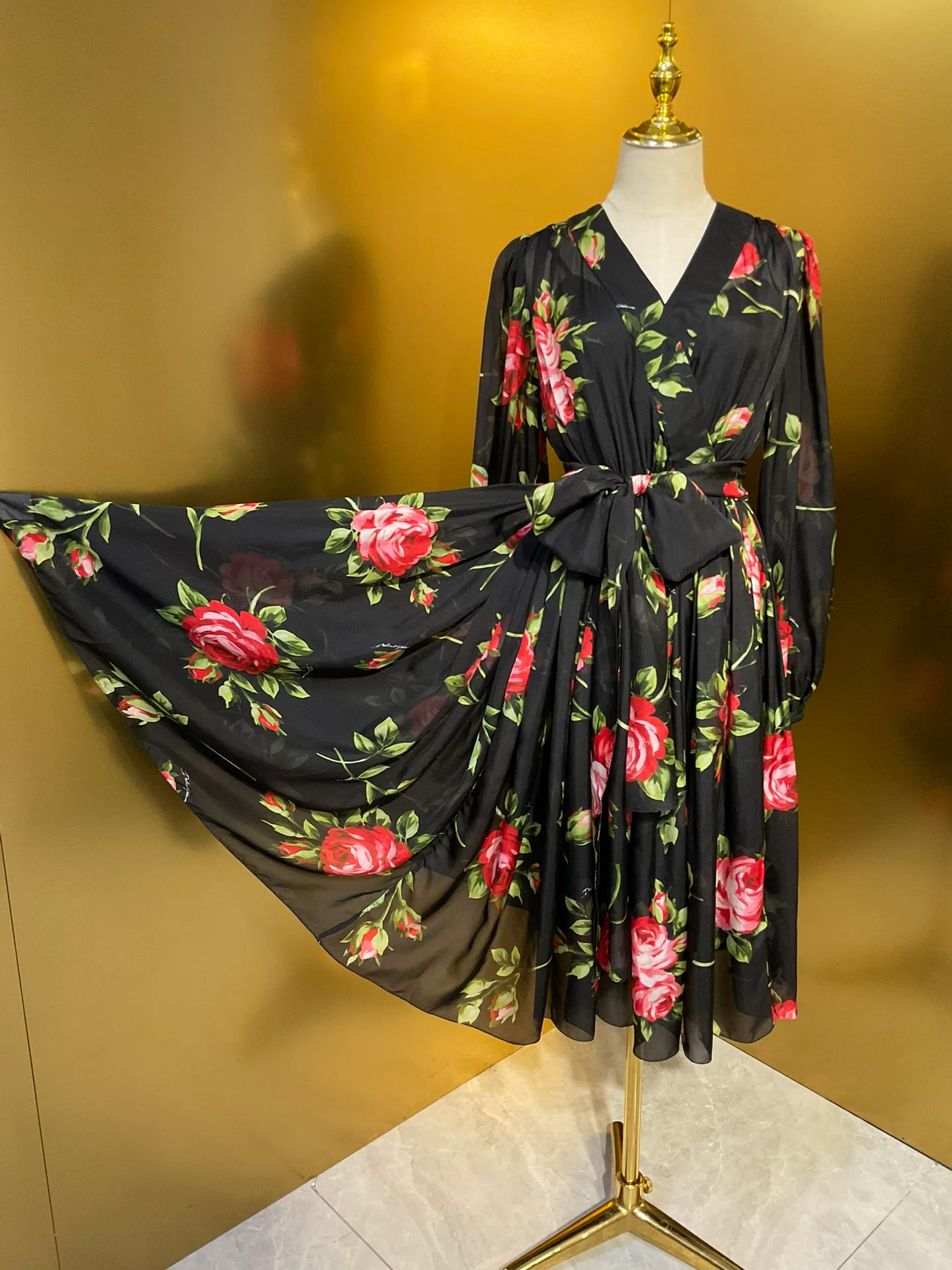 Платья Женские Dolce & Gabbana 18742326