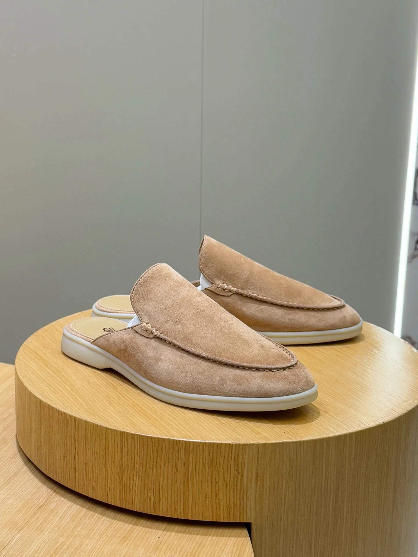 Туфли Женские Loro Piana 13314034