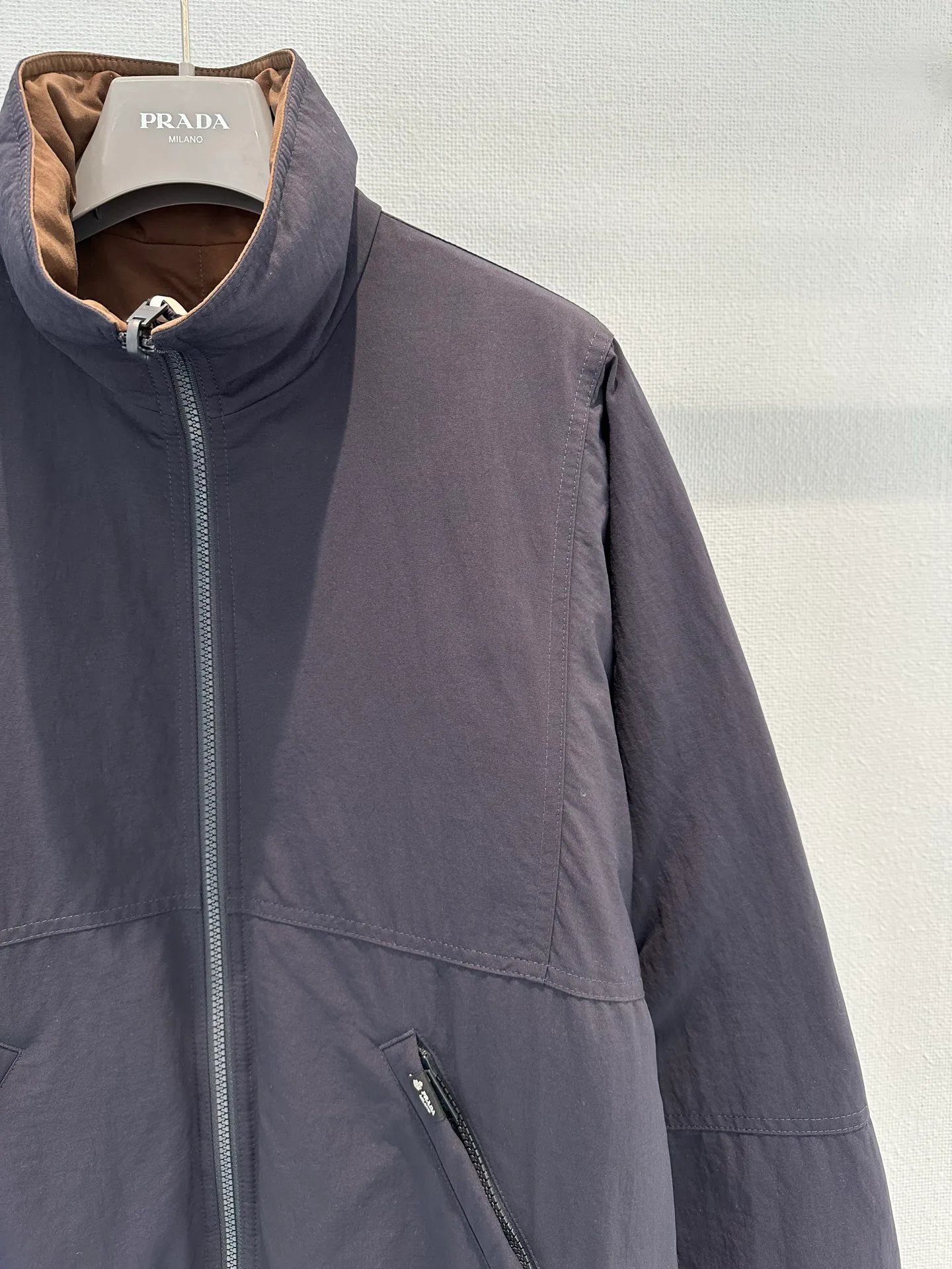 Куртки И Пуховики Женские Prada 18963236