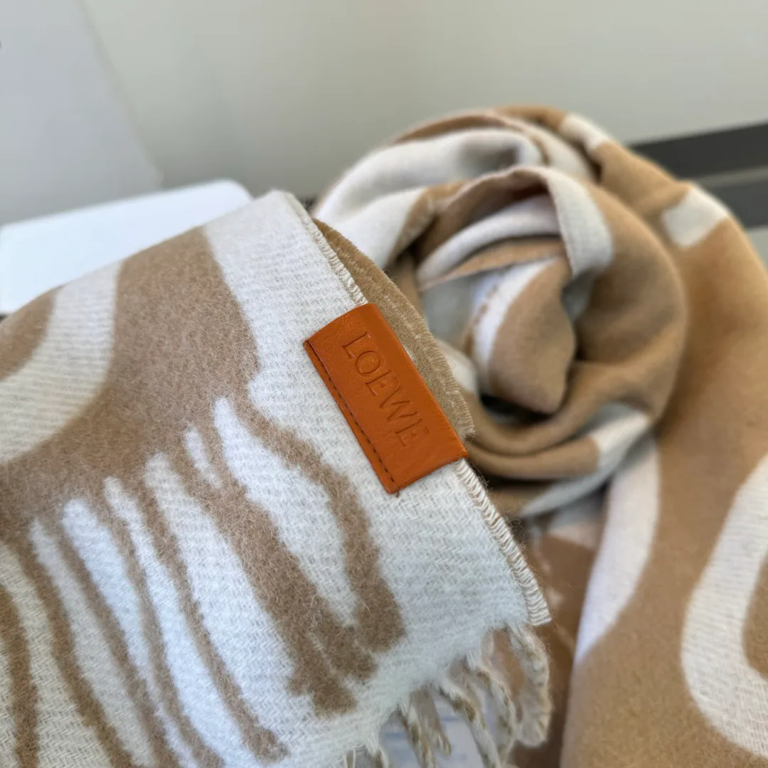 Шарфы Loewe 18627297
