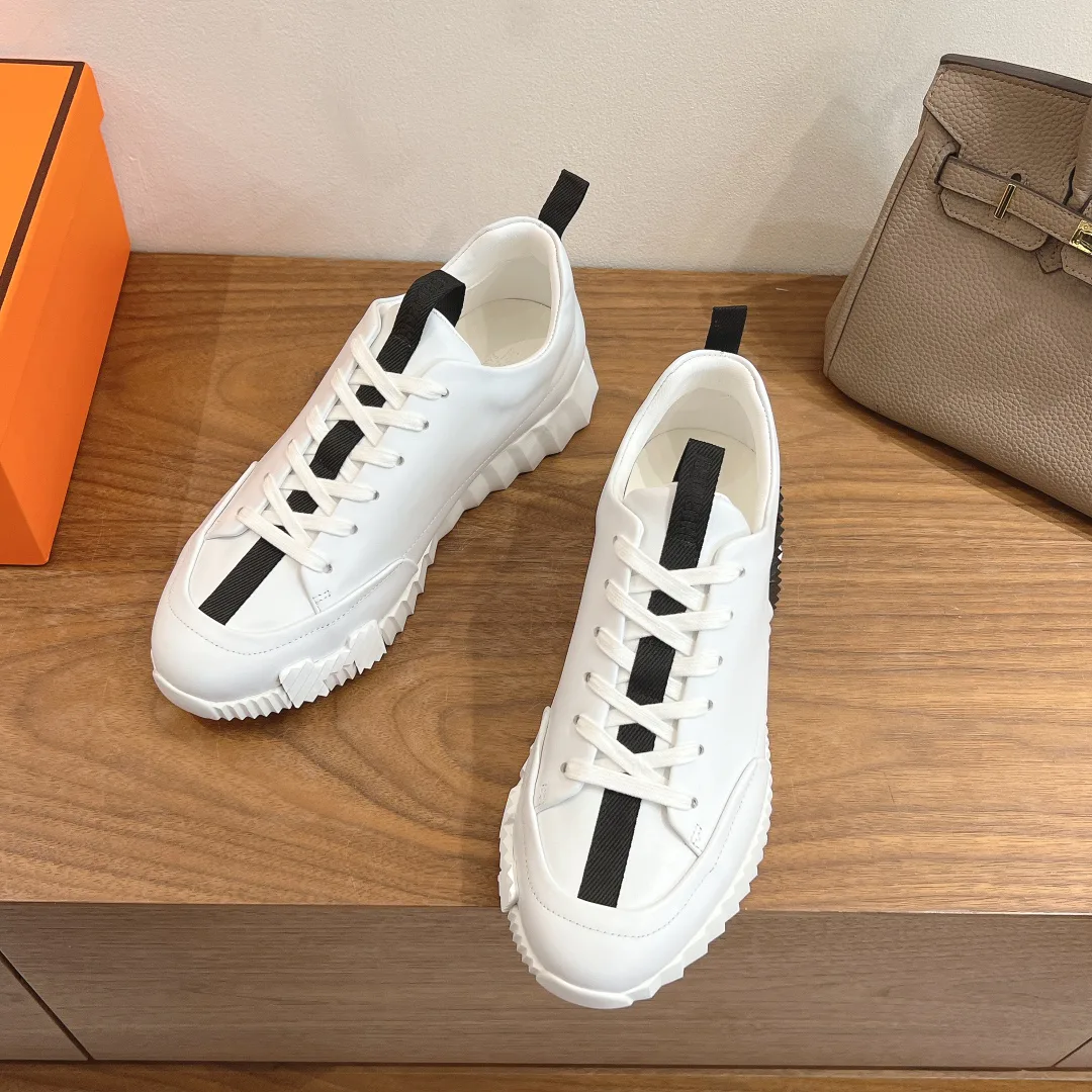 Кроссовки Женские Hermes 18963798